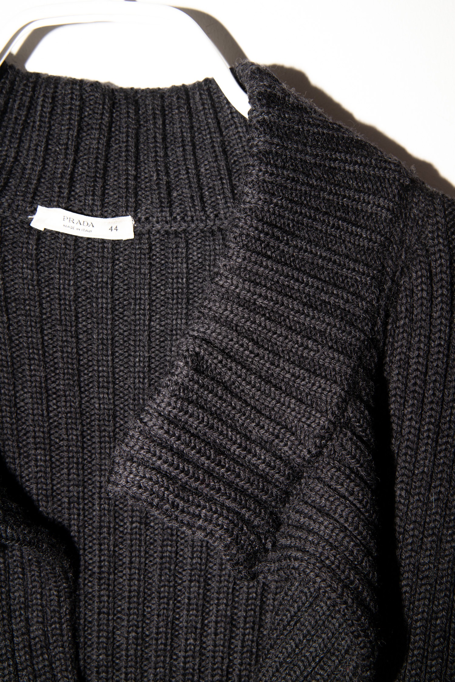 Prada Strickmantel in Anthrazit