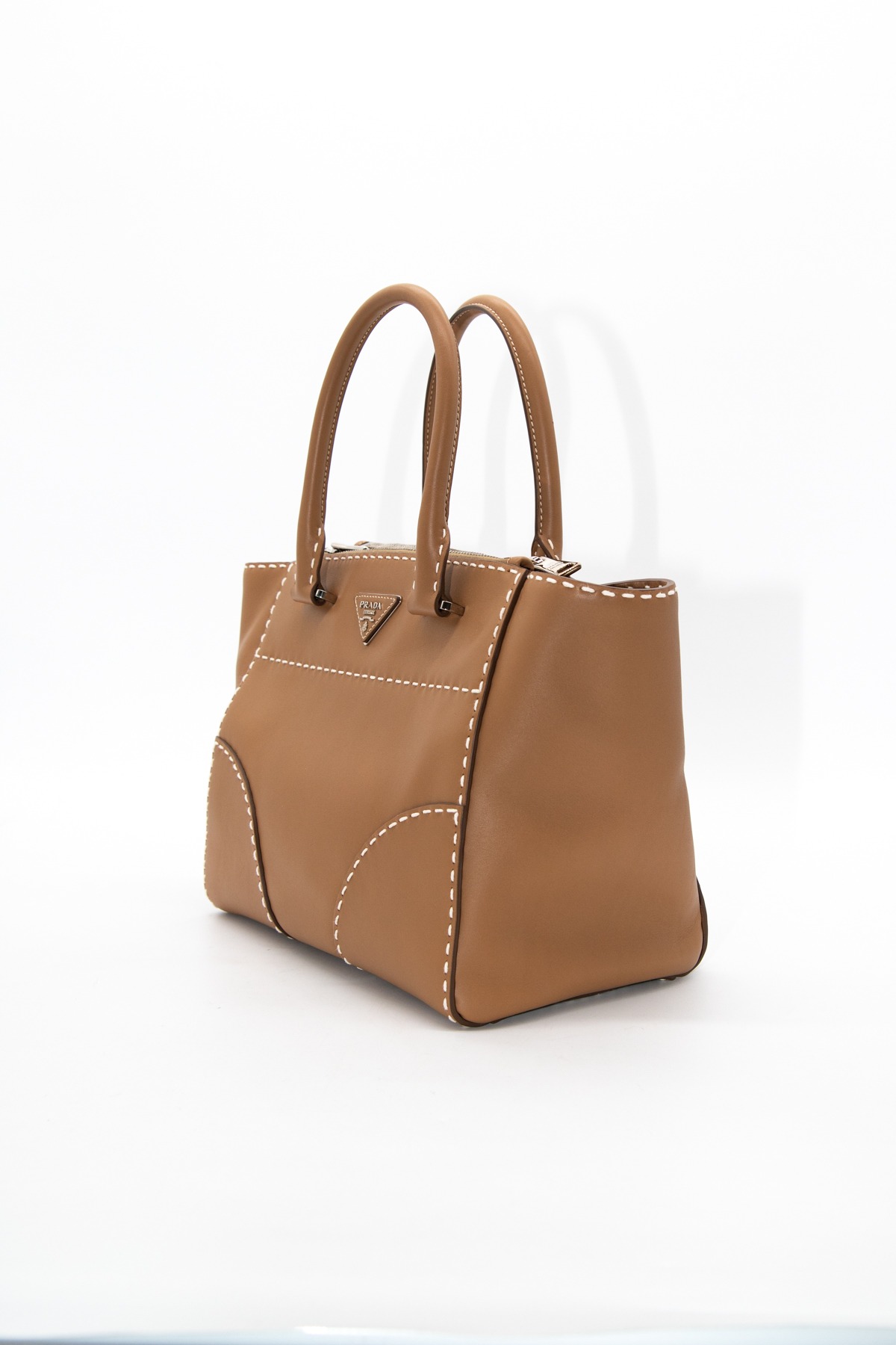 Prada Handtasche in Hellbraun, Ecru und Gold