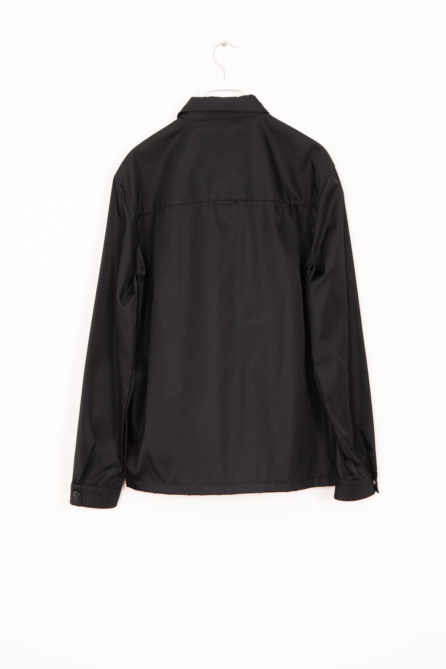 Prada Hemd aus Re-Nylon in Schwarz und Silber