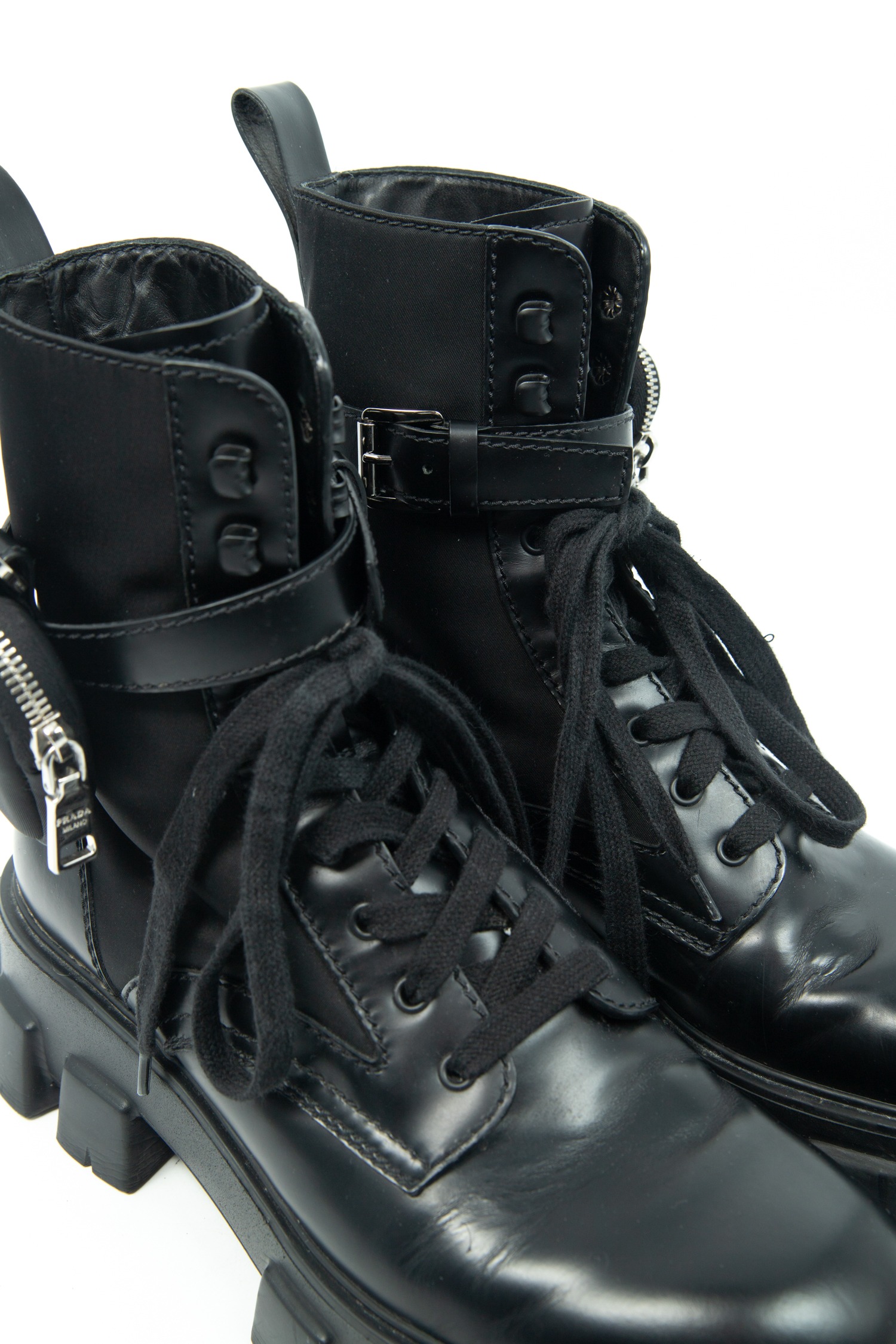 Prada "Monolith" Combat Boots aus Leder und Re-Nylon mit Pouch