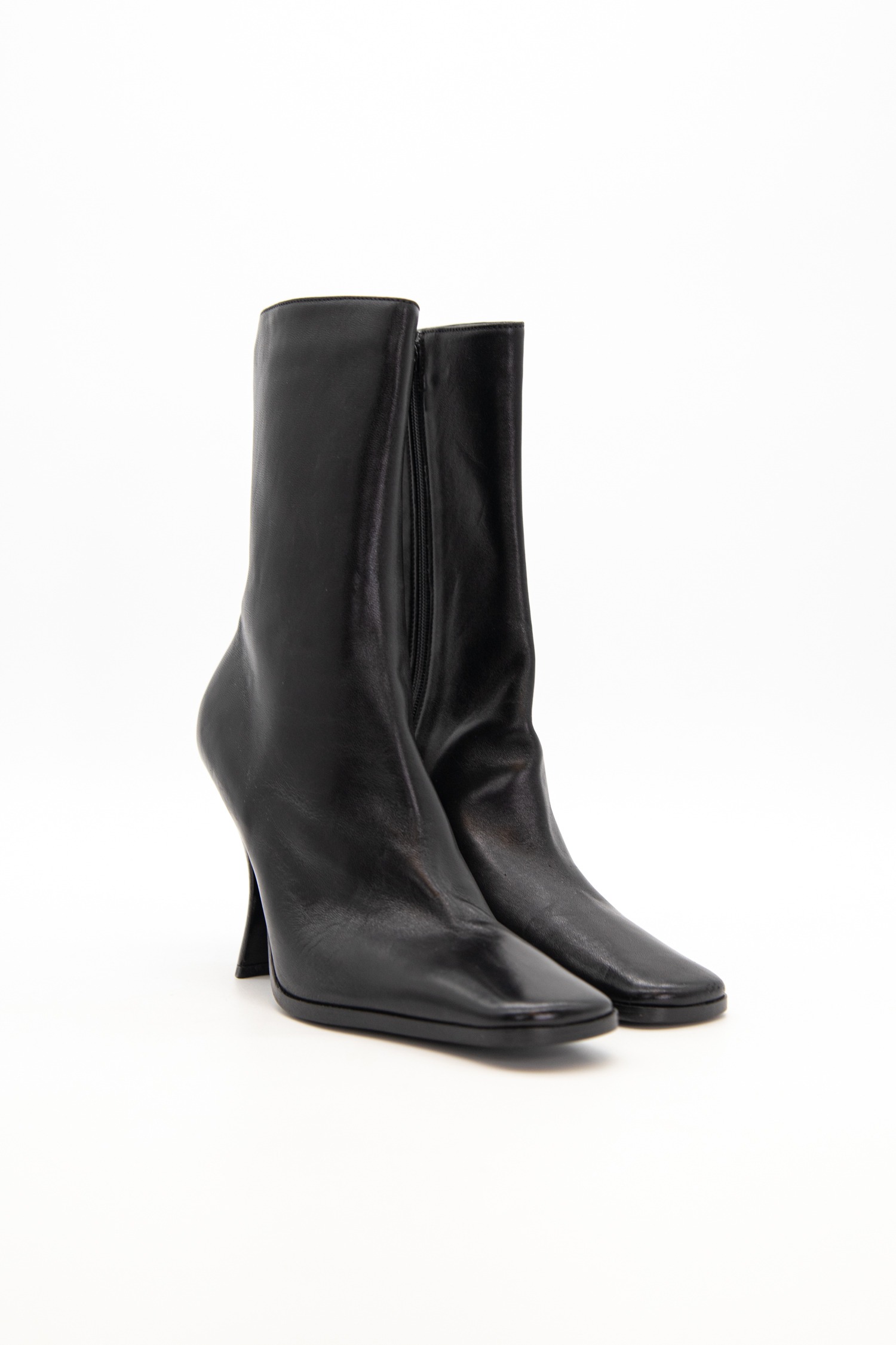 Prada schlanke Ankle Boots in Schwarz