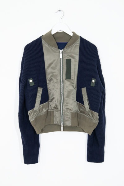 Sacai "Nylon Twill x Knit Blouson" Jacke in Dunkelblau und Oliv