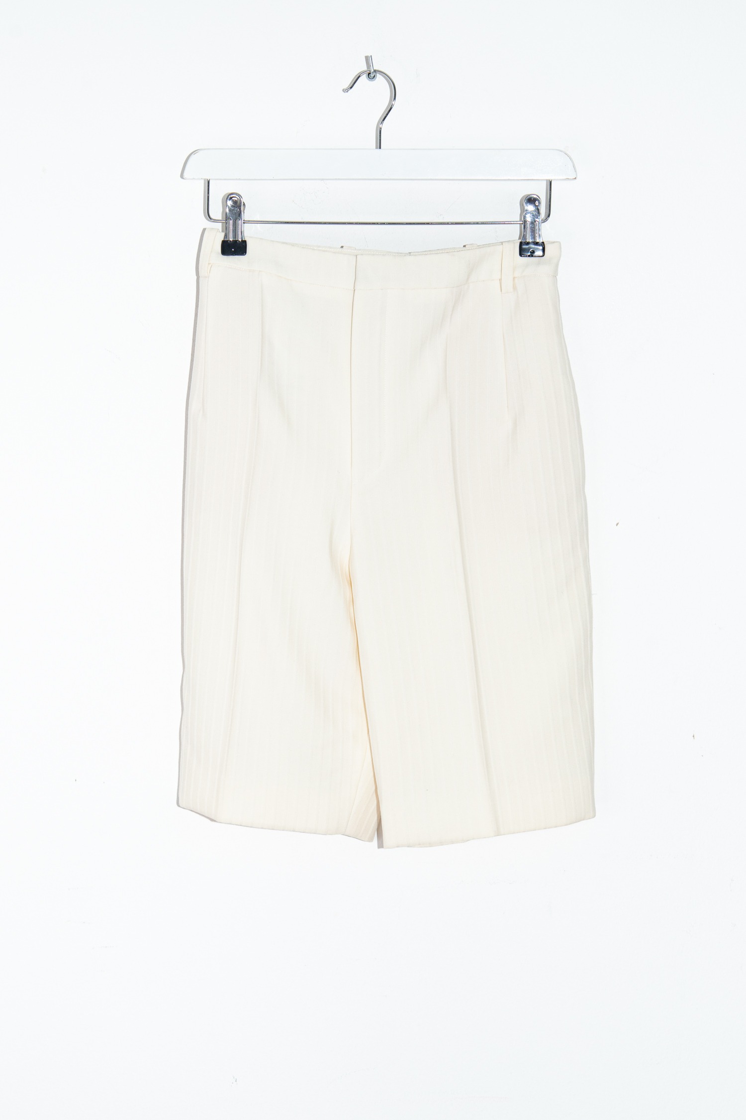 Saint Laurent elegante Shorts mit Bundfalten in Ecru