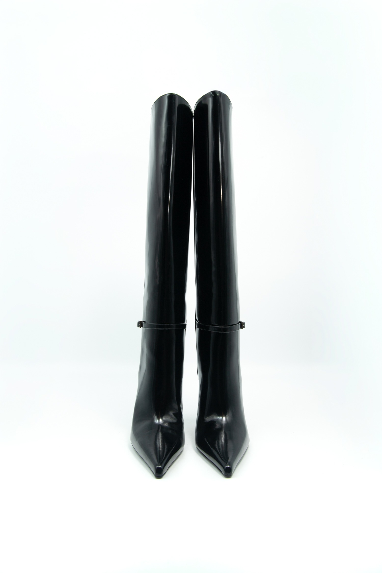 Saint Laurent "Vendome" Stiefel aus Lackleder in Schwarz