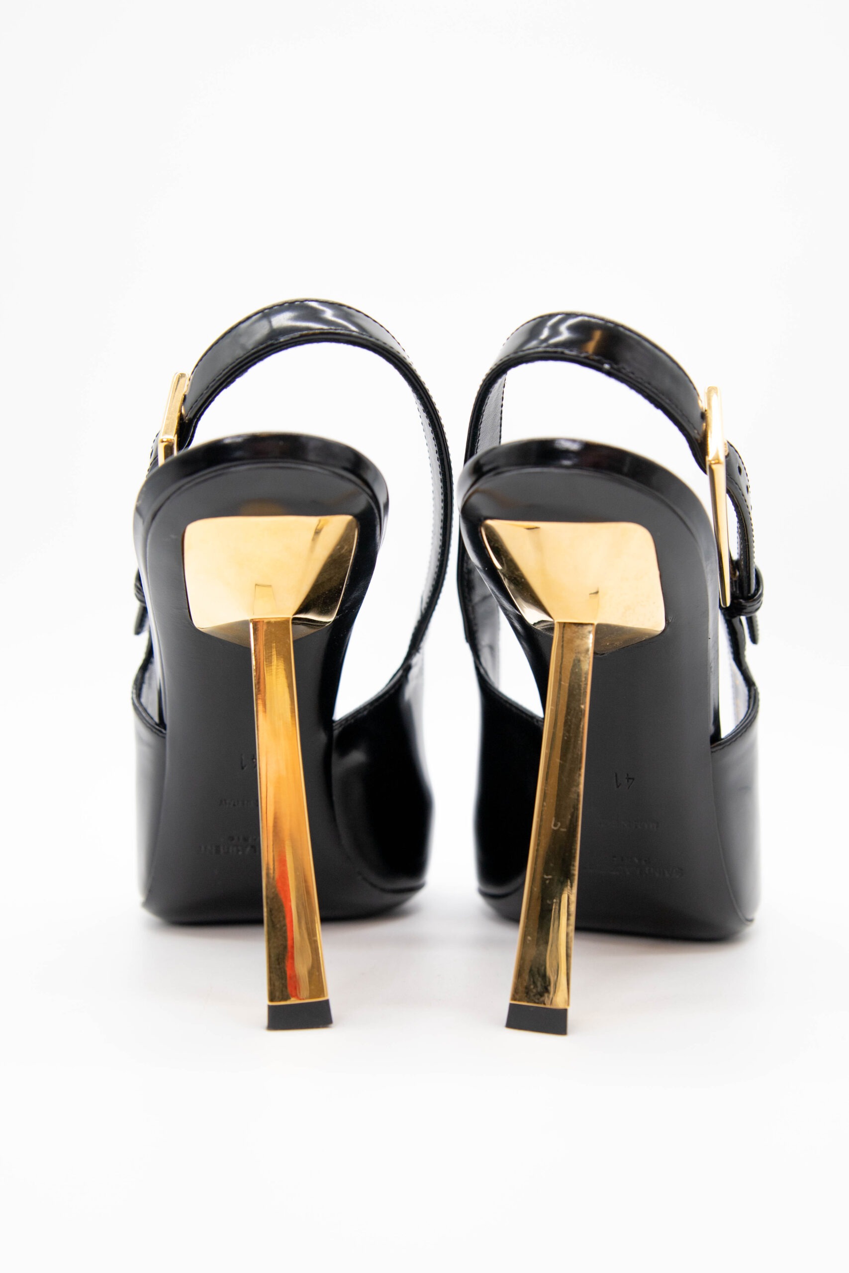 Yves Saint Laurent "Lee" Slingback-Pumps mit goldenem Absatz