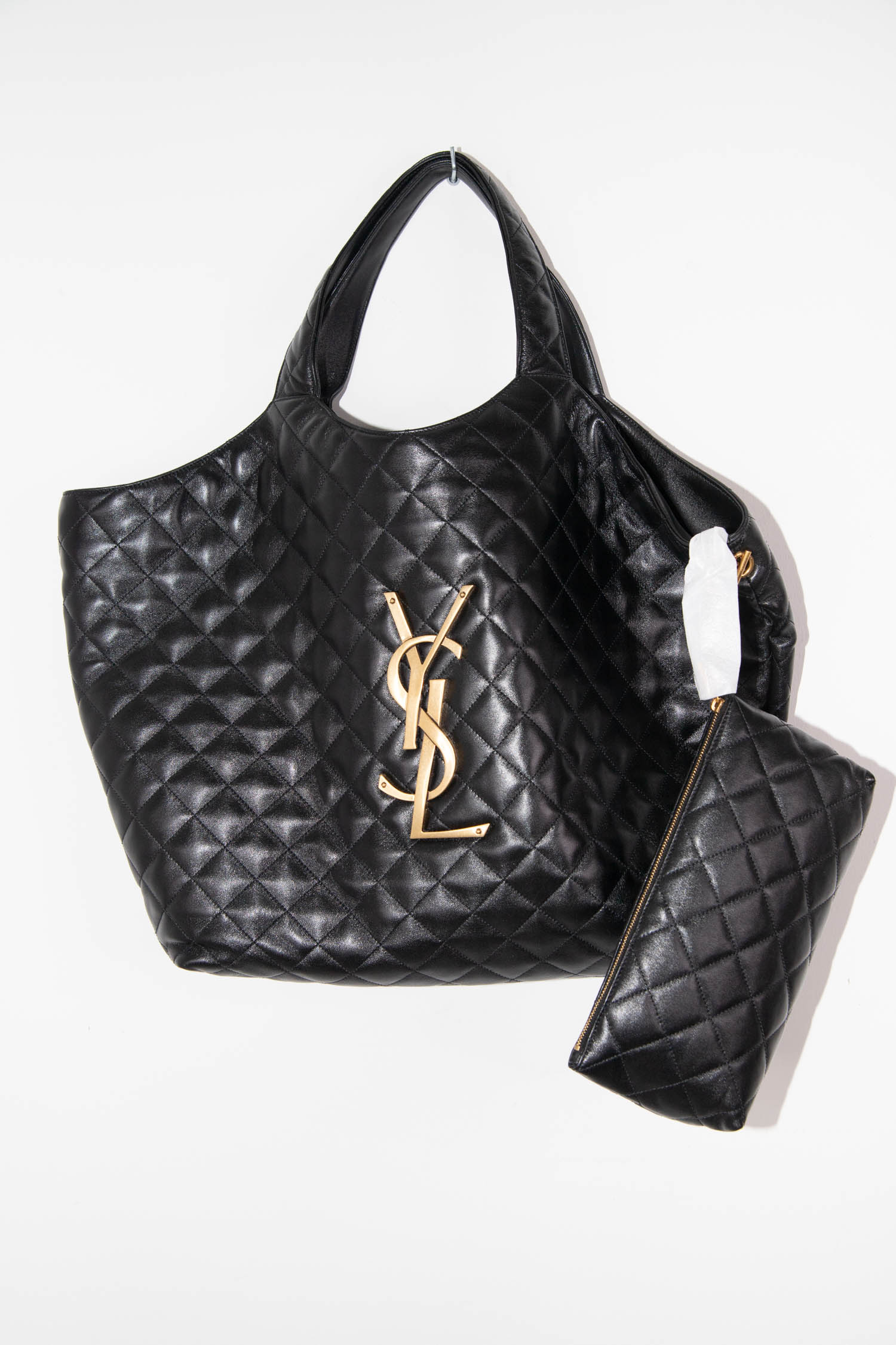 Saint Laurent "Icare" Shopper in Schwarz
