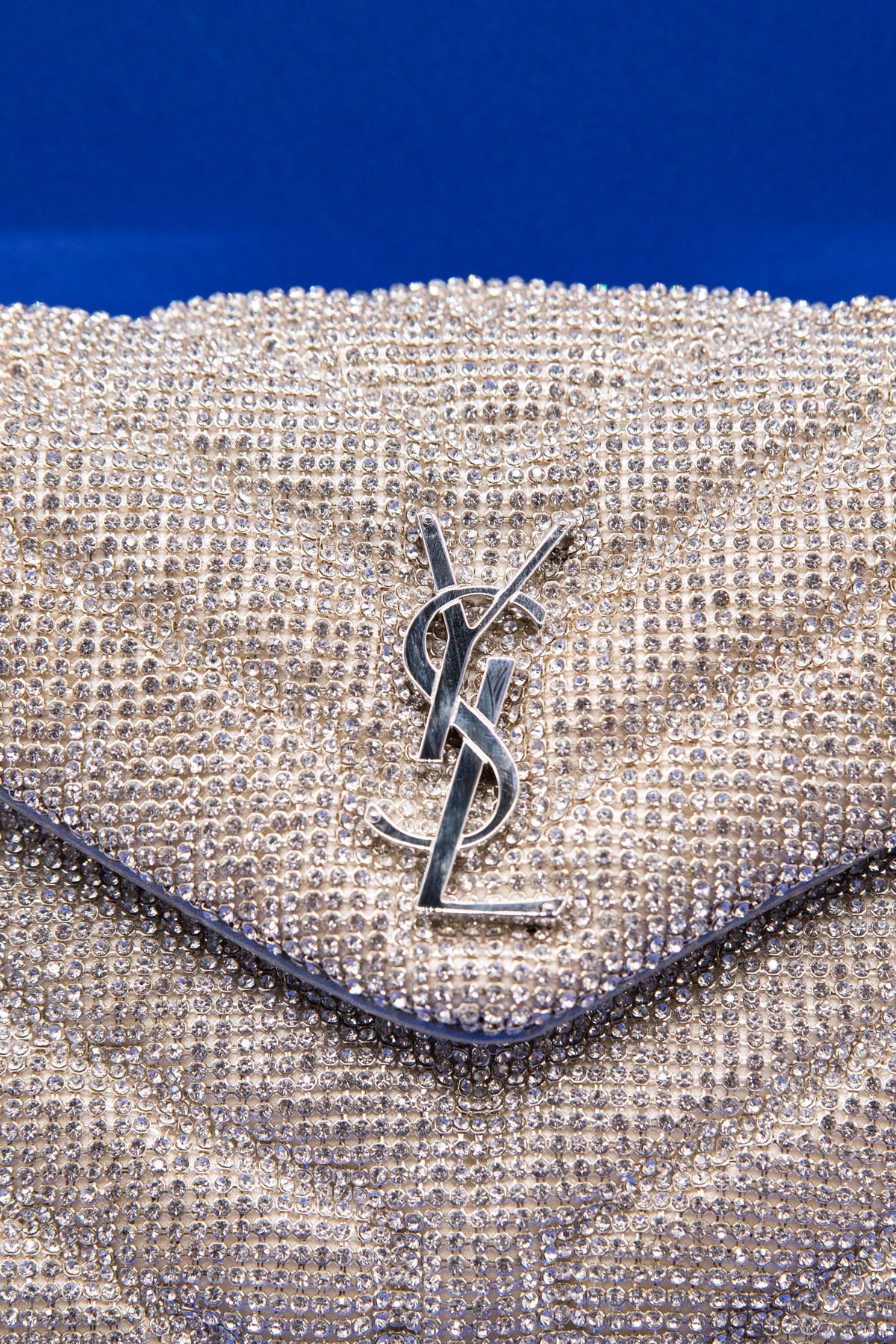 Saint Laurent "LouLou" strassbesetzte Handtasche