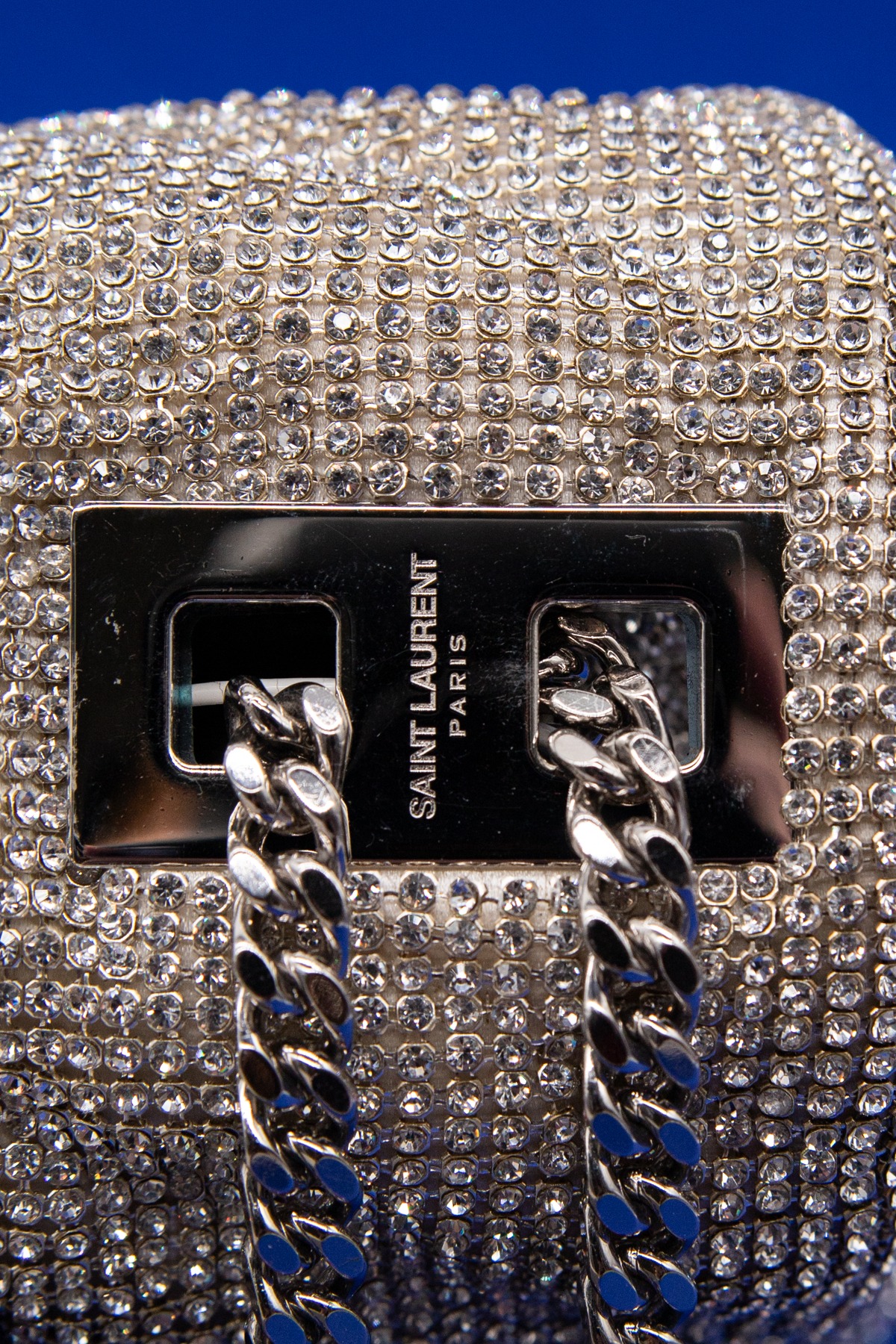 Saint Laurent "LouLou" strassbesetzte Handtasche