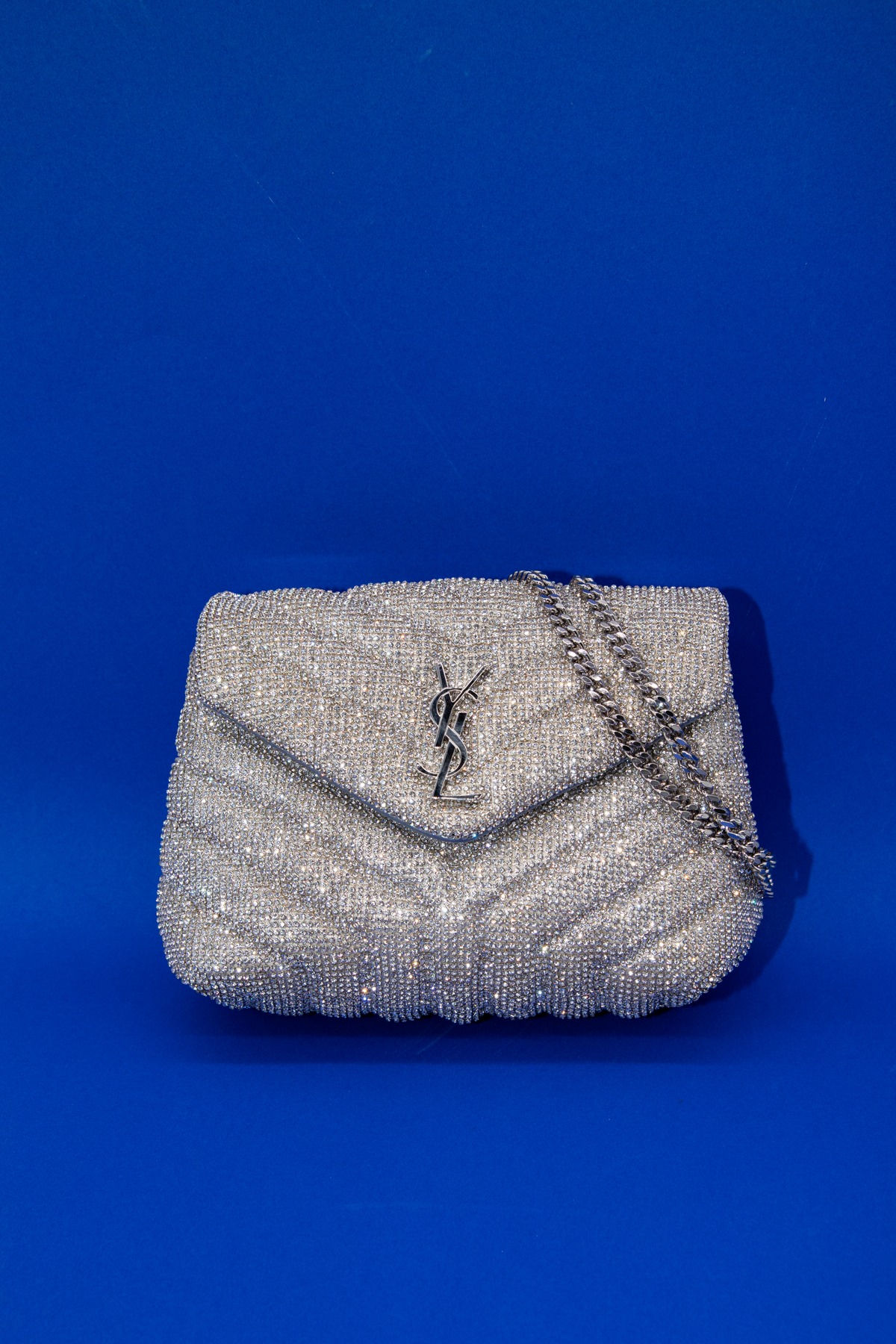 Saint Laurent "LouLou" strassbesetzte Handtasche