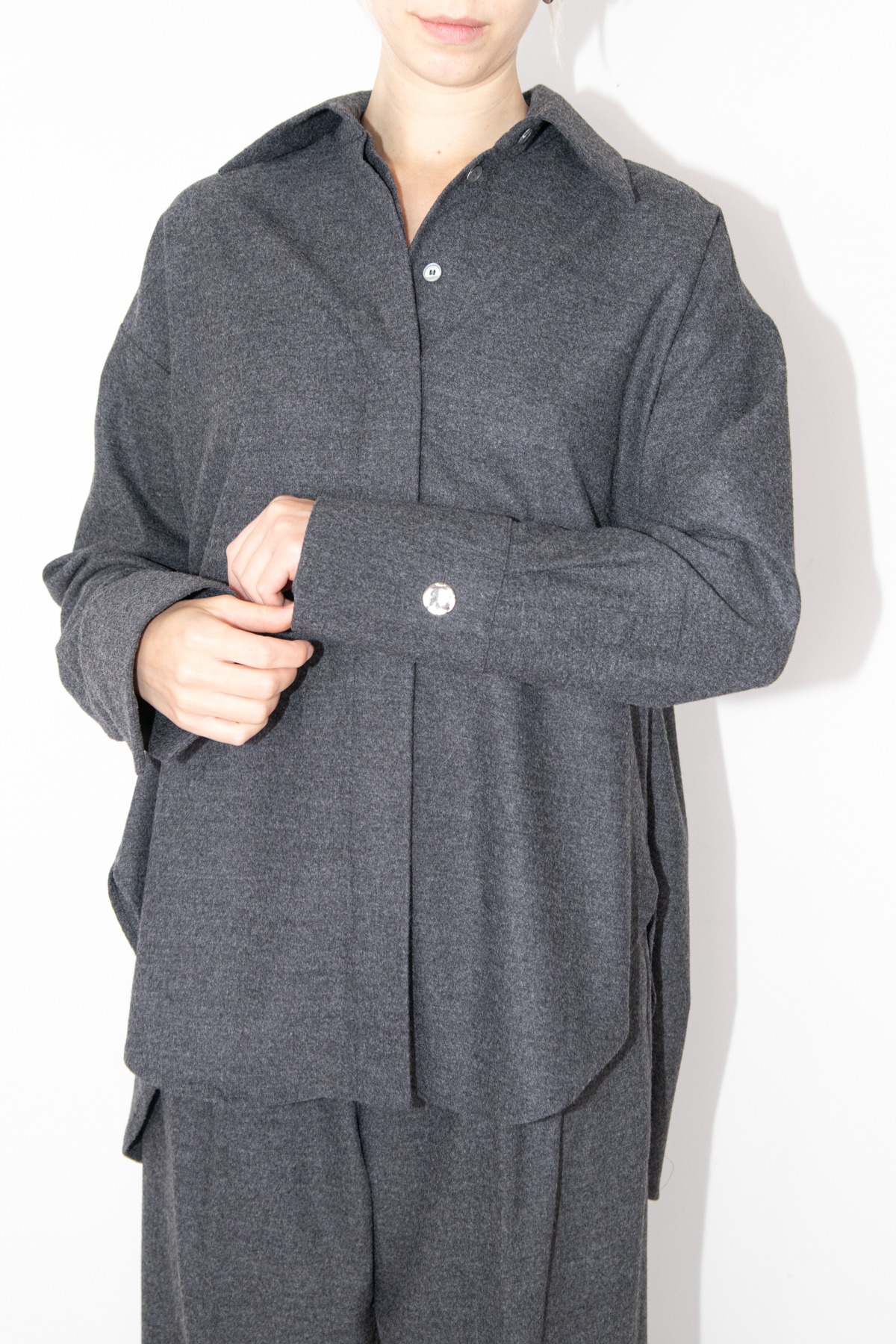Seidensticker "The Grace" Oversized Bluse in Dunkelgrau