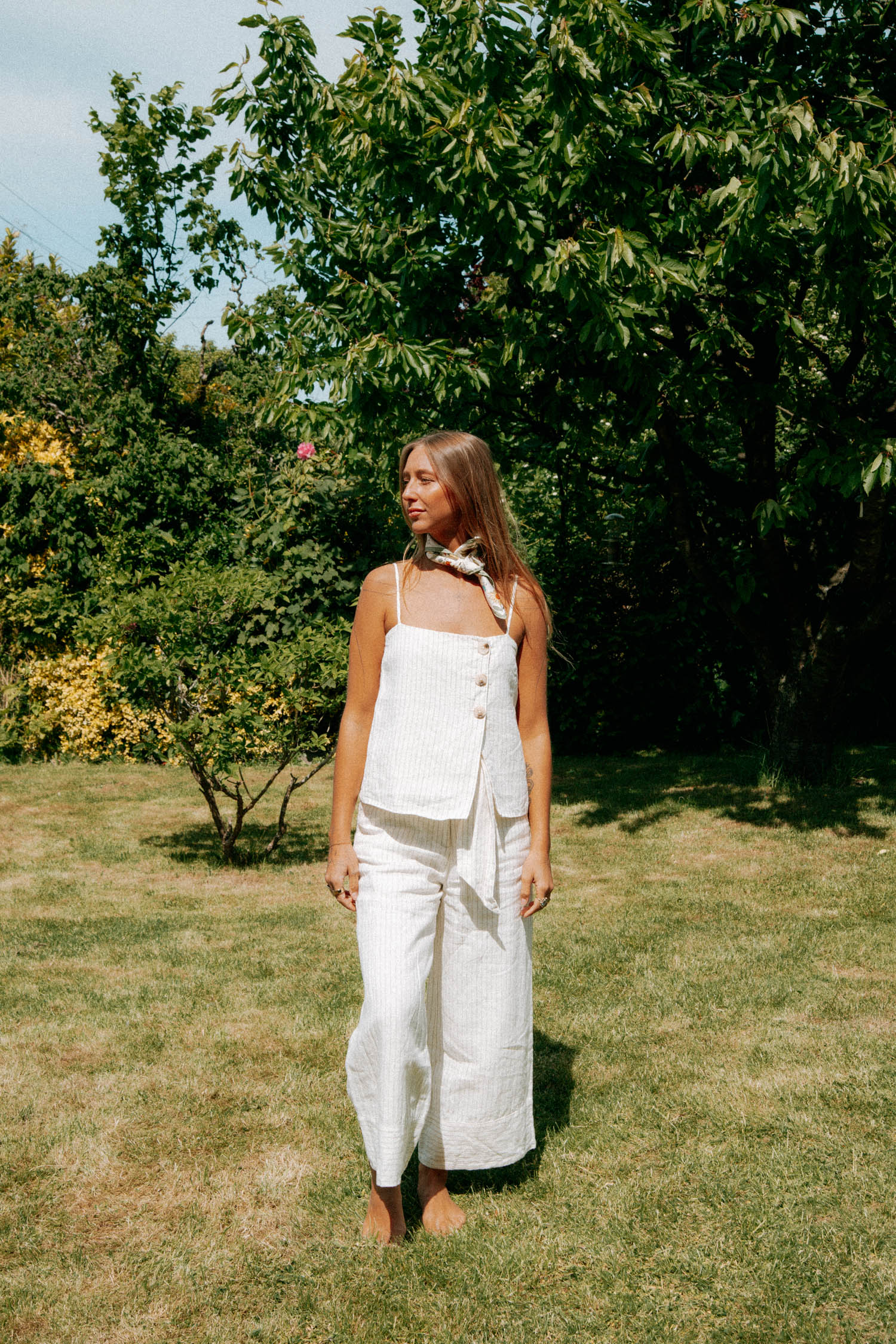 Shona Joy Set aus Top und Hose mit Streifen in Weiß