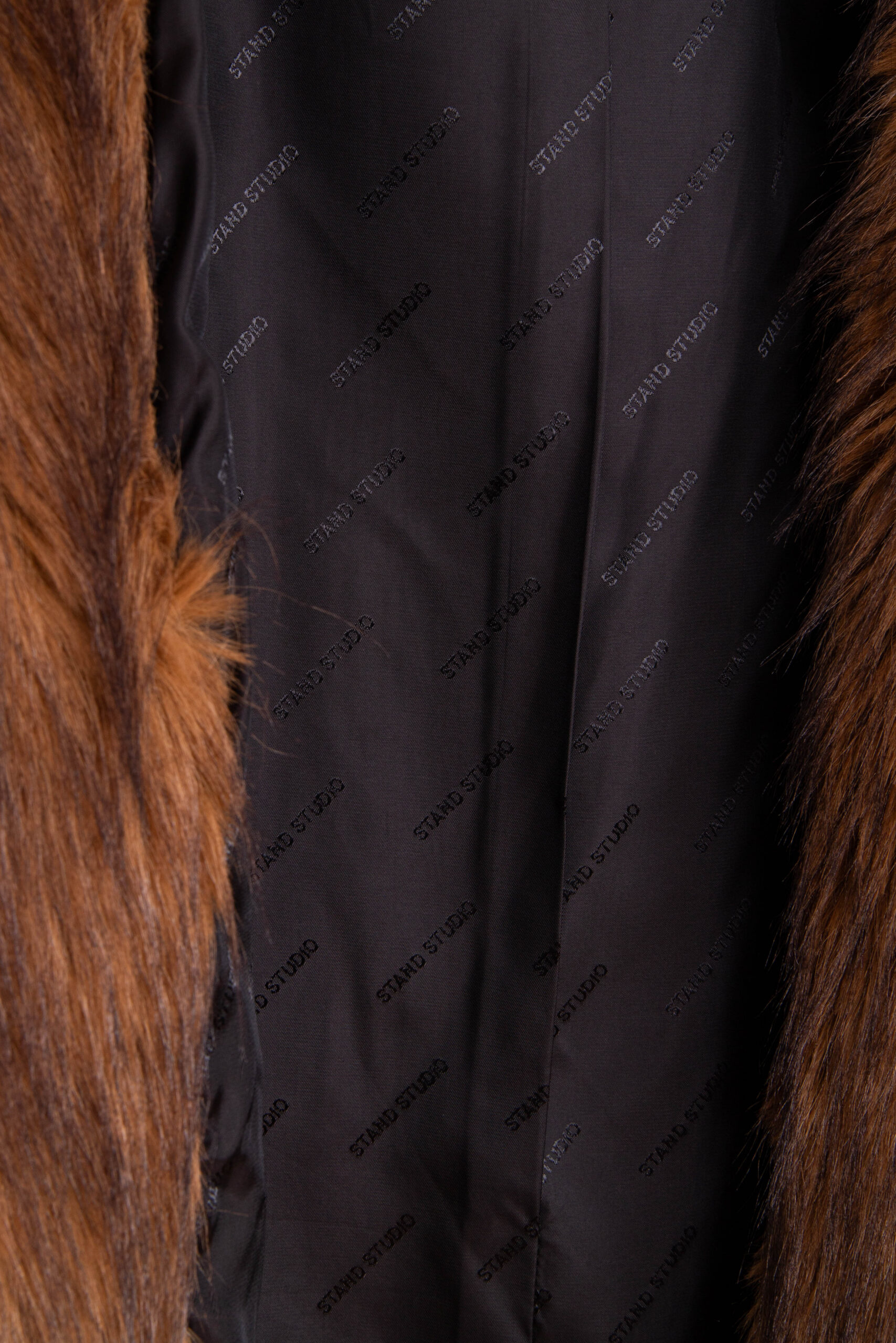 Stand Studio "Janice" Jacke aus Kunstfell in Dunkelbraun