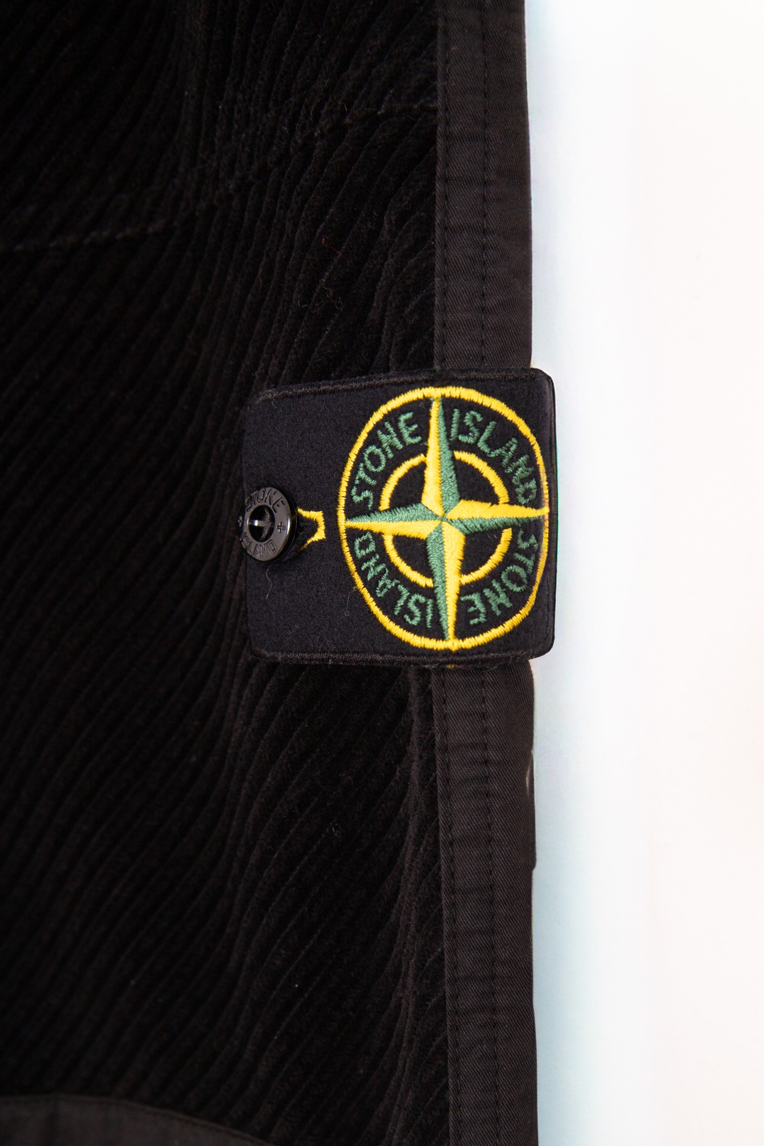 Stone Island Cordhose mit Kontrast-Panels in Schwarz
