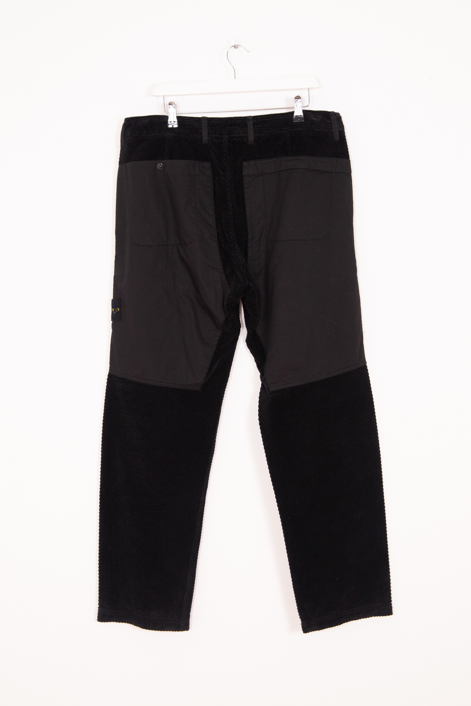 Stone Island Cordhose mit Kontrast-Panels in Schwarz