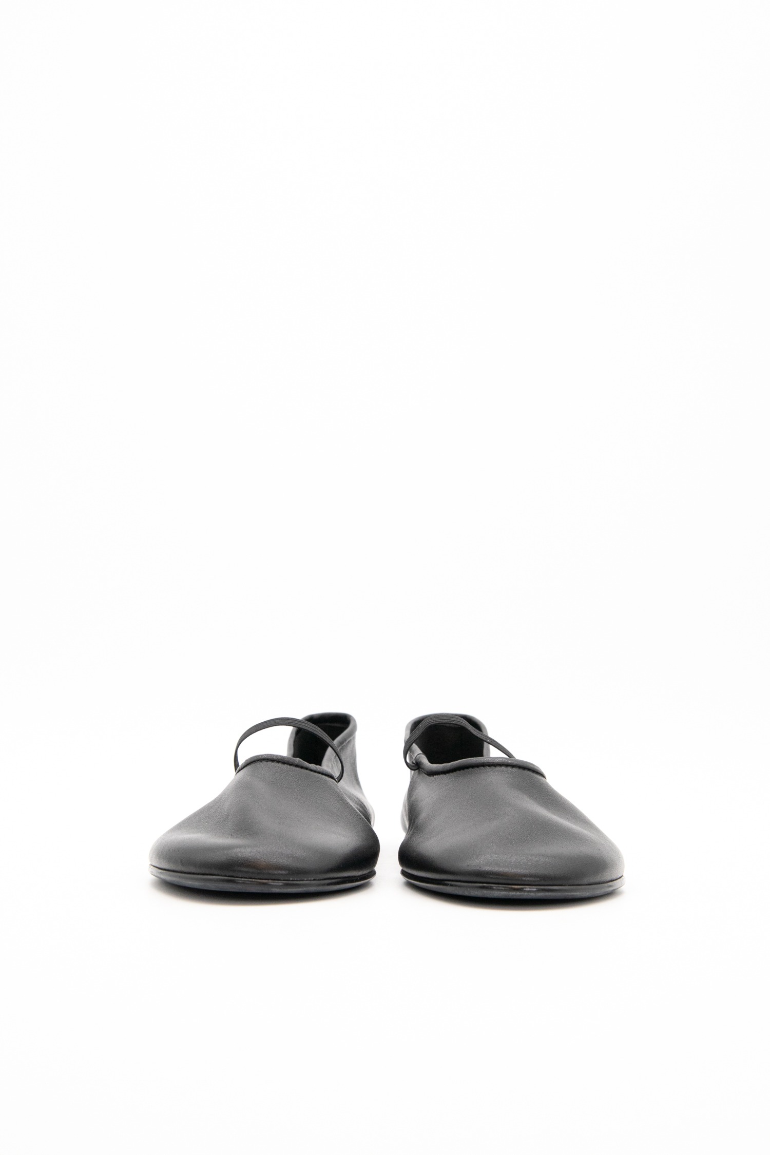 The Row Ballerinas in Schwarz