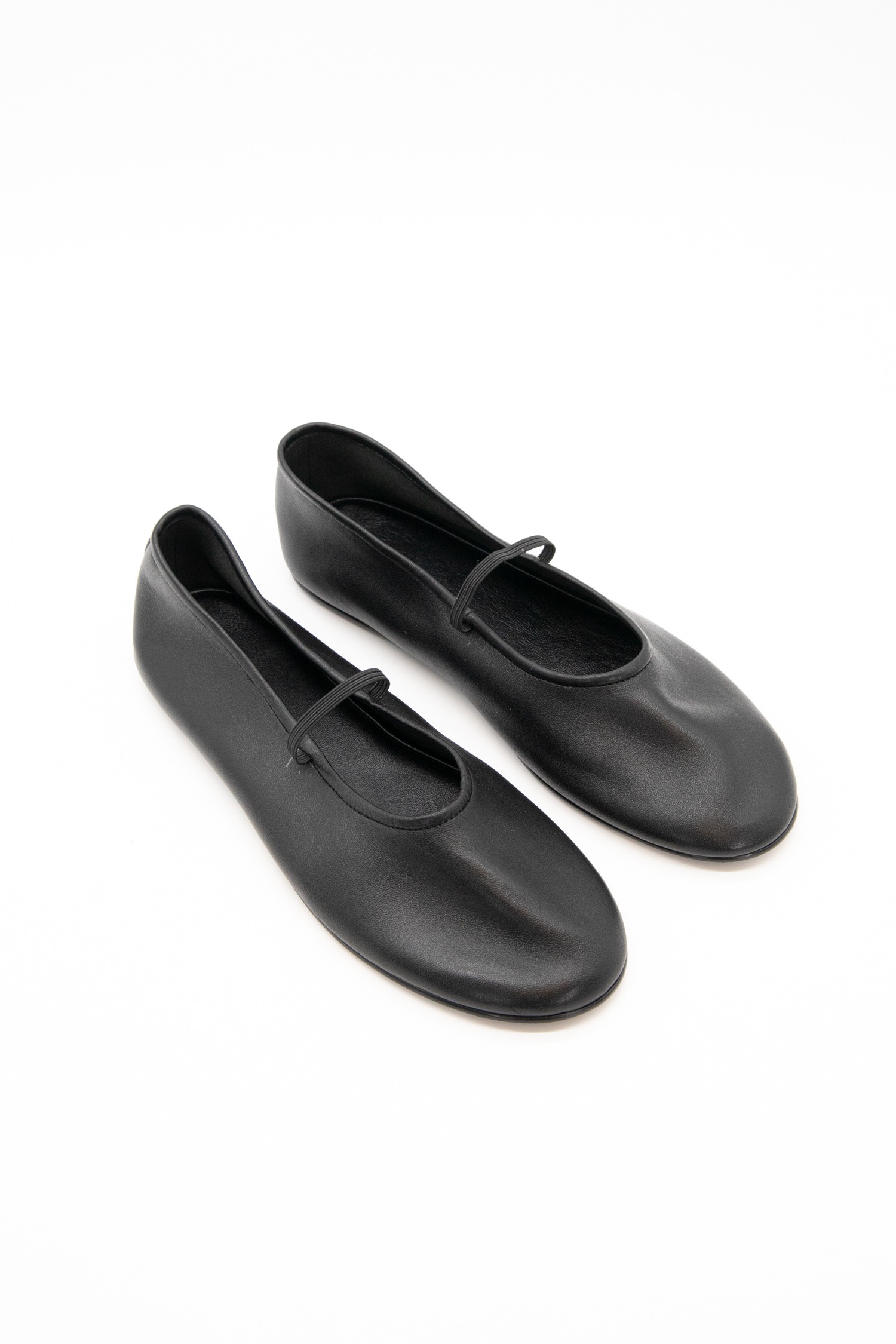 The Row Ballerinas in Schwarz