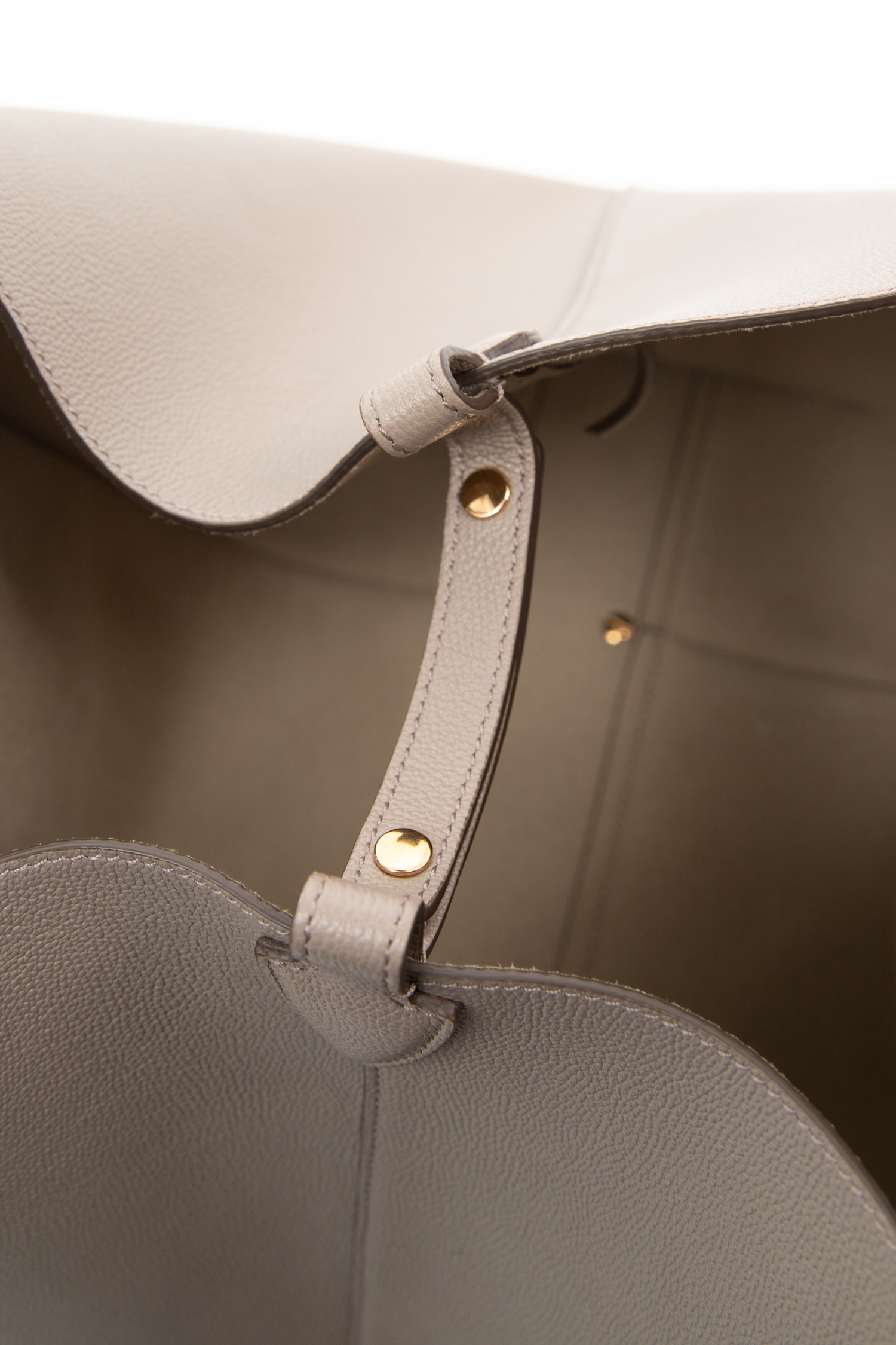 Tod's "T Timeless" Shopper aus Kalbsleder in Beige