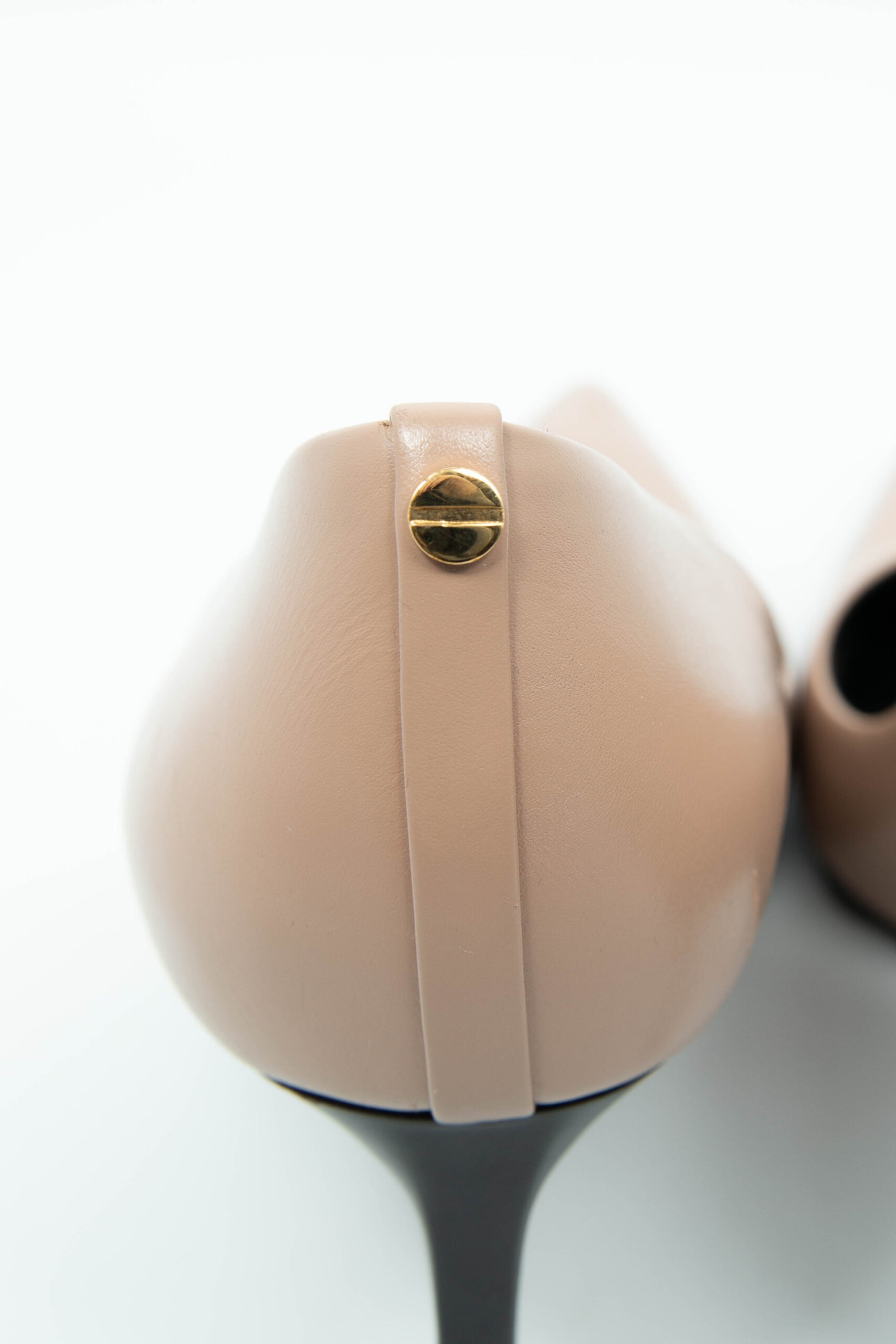 Tom Ford Pumps aus Leder in Altrosa und Schwarz