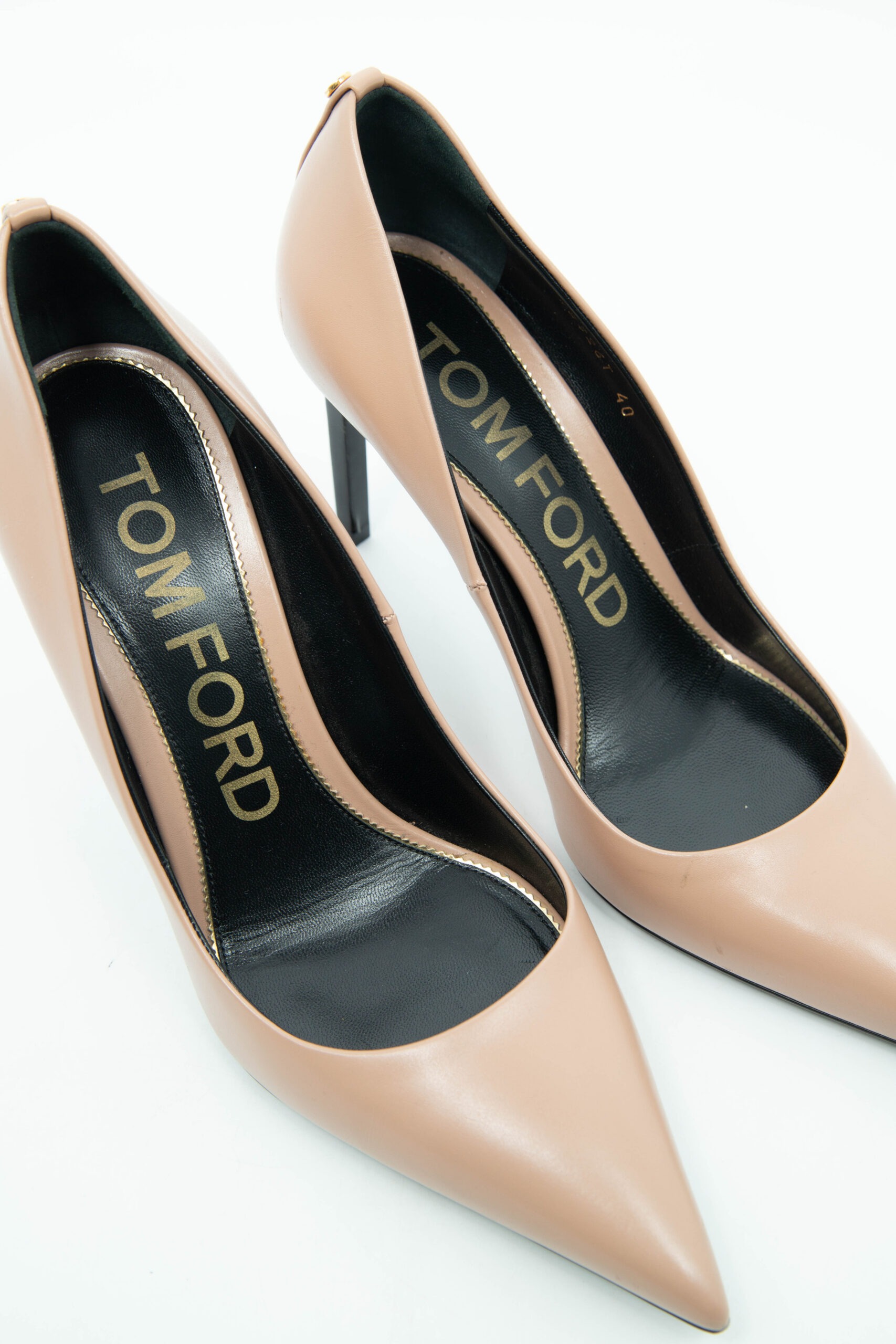 Tom Ford Pumps aus Leder in Altrosa und Schwarz