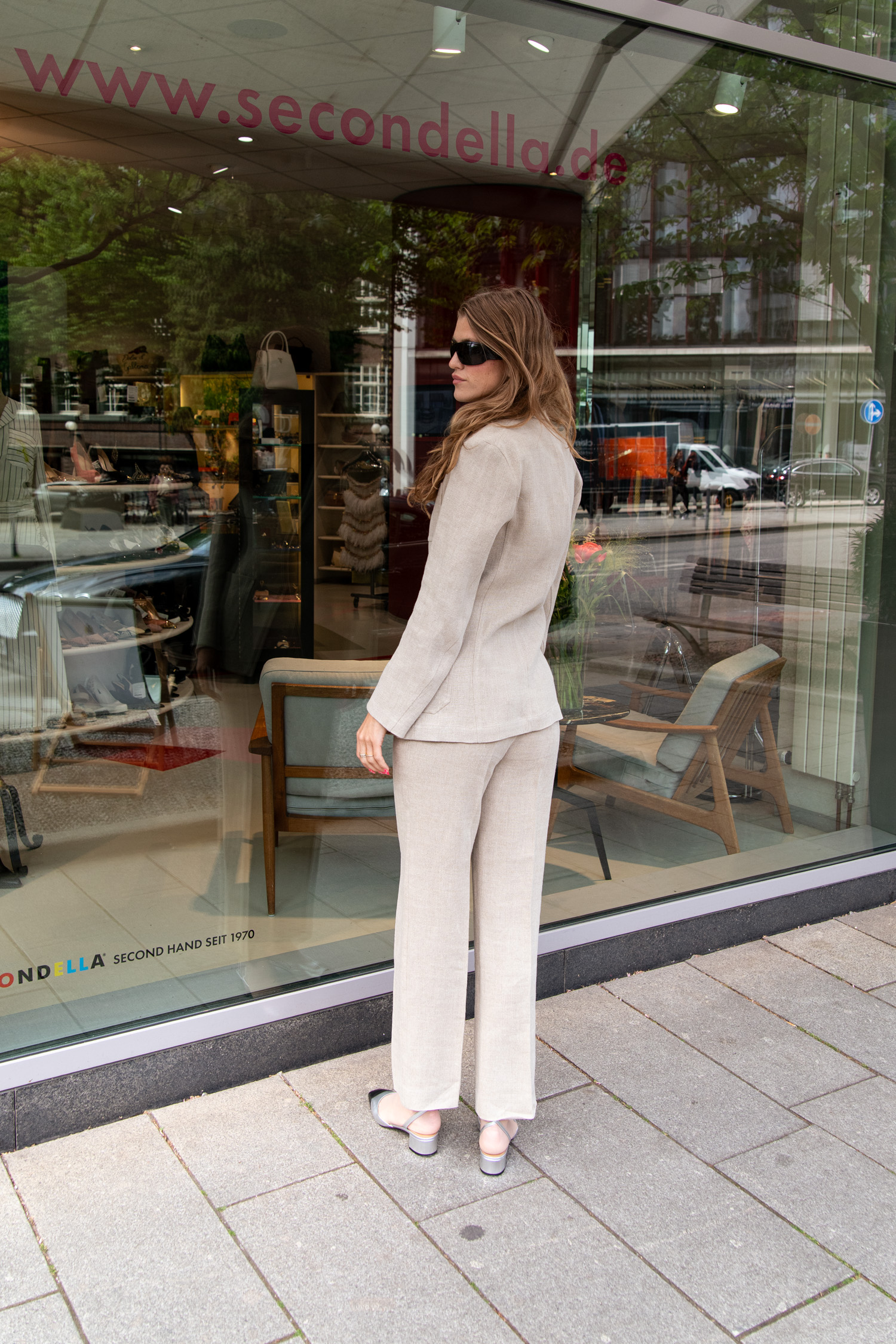 Toteme gerader Leinenanzug in Hellbeige