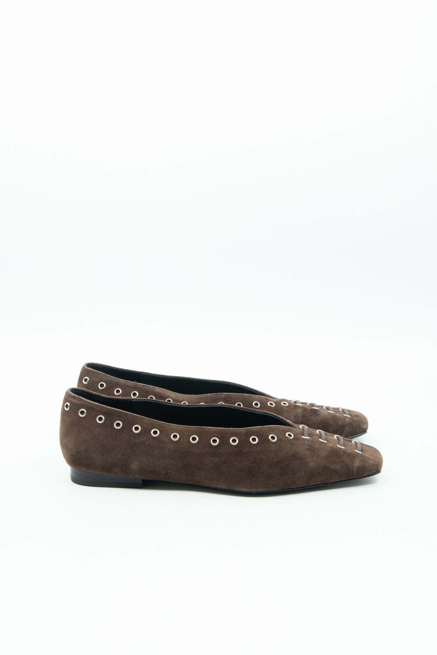 Toteme Schnürballerinas aus Velourleder in Dunkelbraun