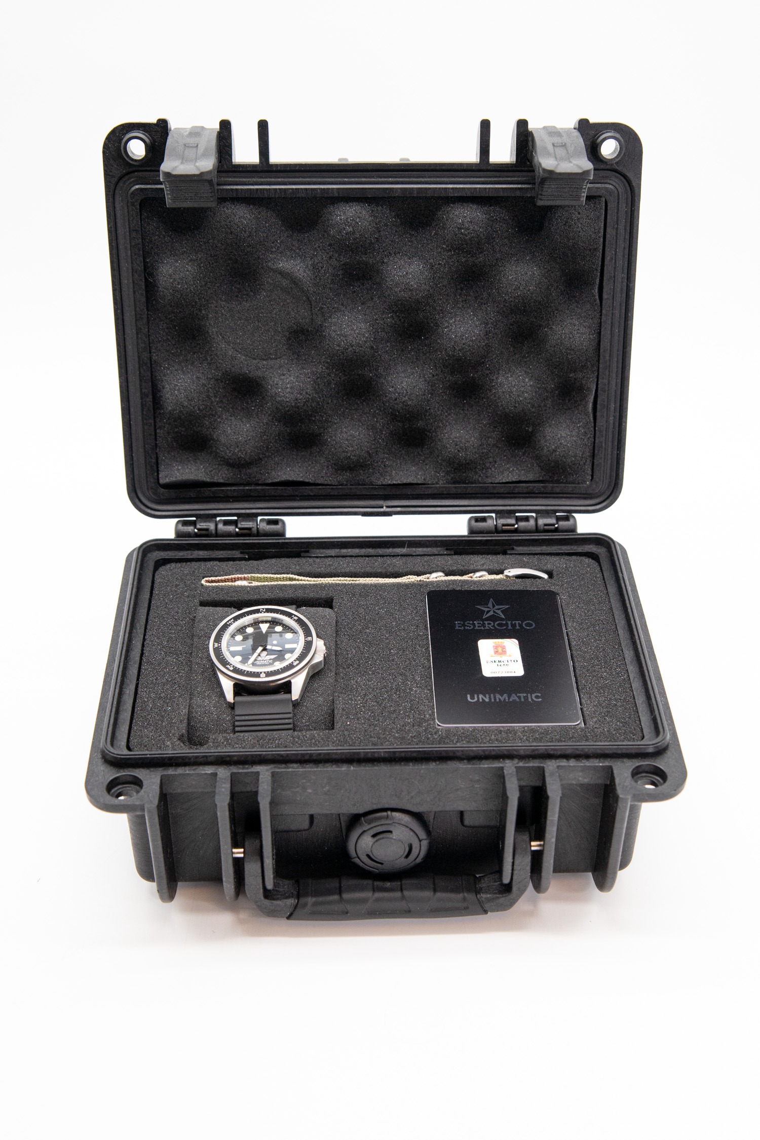 Unimatic x Esercito "U1-PA" Armbanduhr in Schwarz und Silber