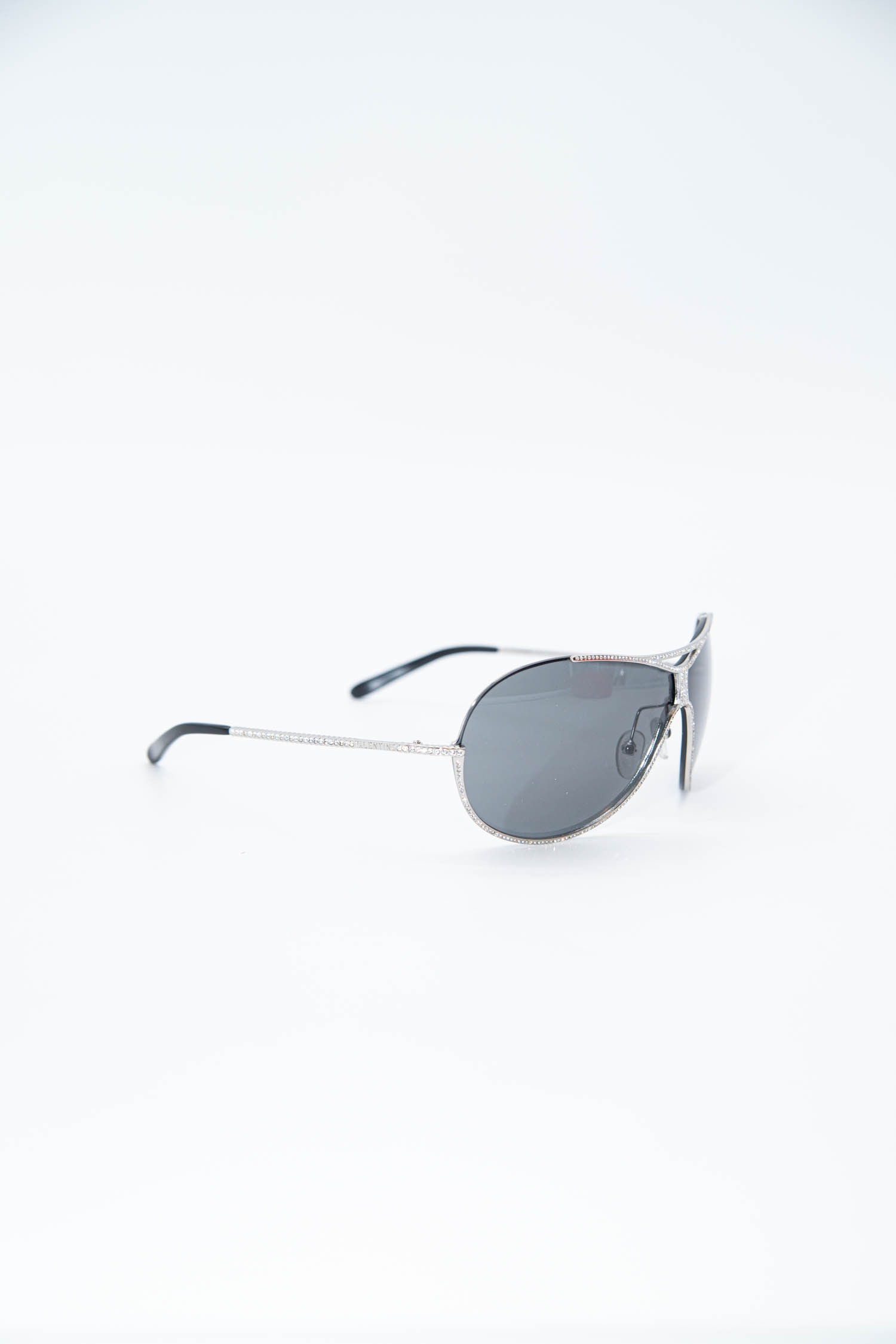 Valentino Sonnenbrille mit Glitzersteinen in Schwarz und Silber