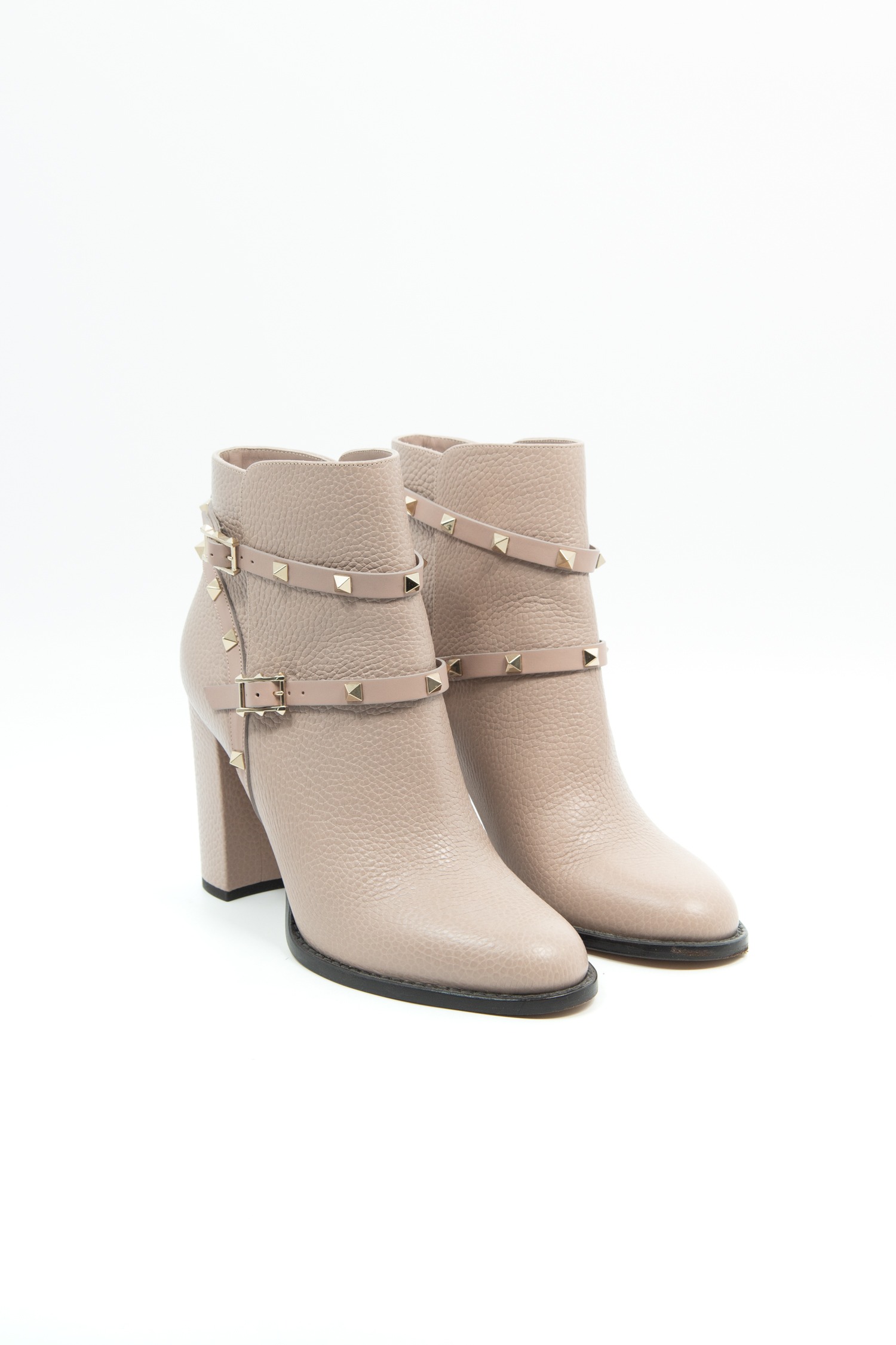 Valentino Garavani "Rockstud" Stiefelette in Beige