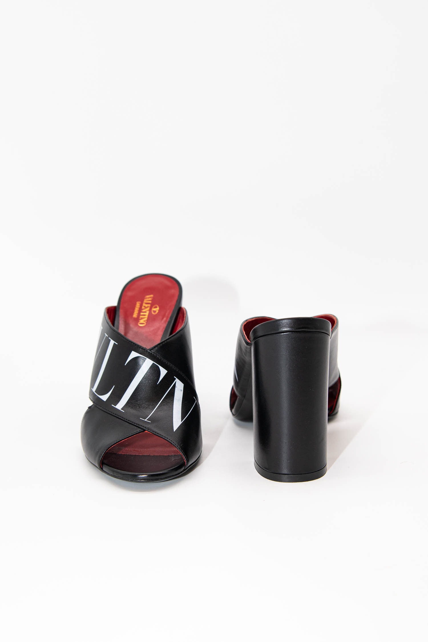 Valentino Pumps mit Logo