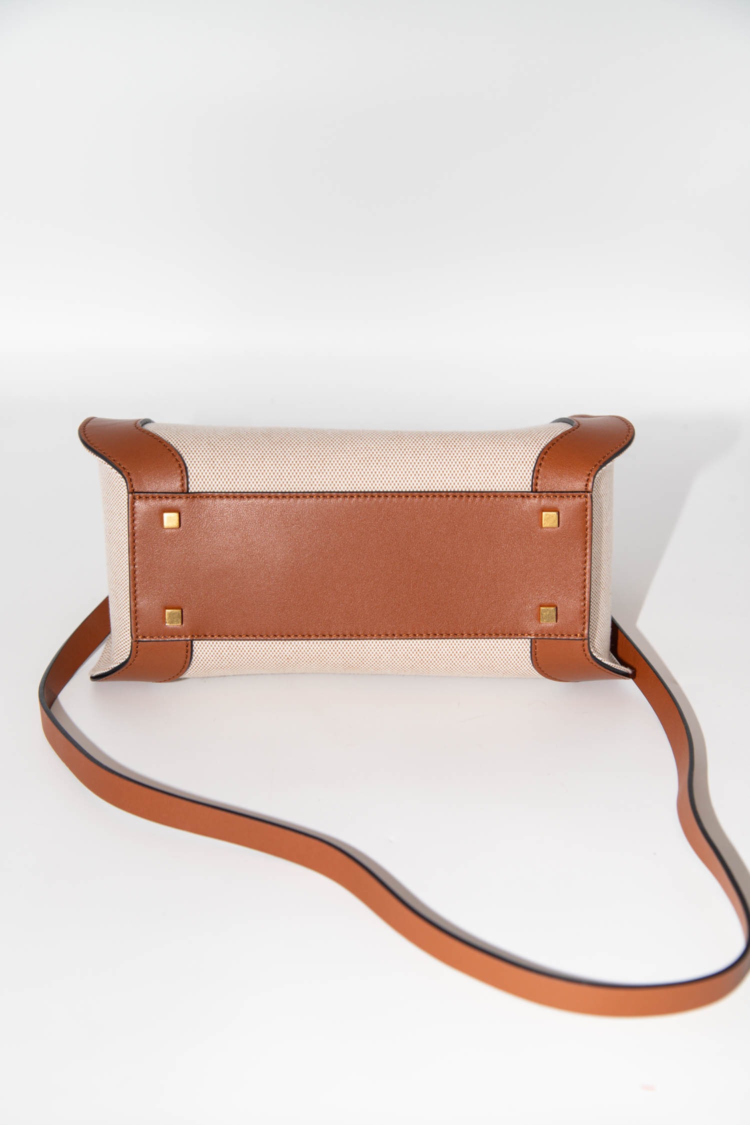 Valentino Canvas-Umhängetasche in Beige und Camel