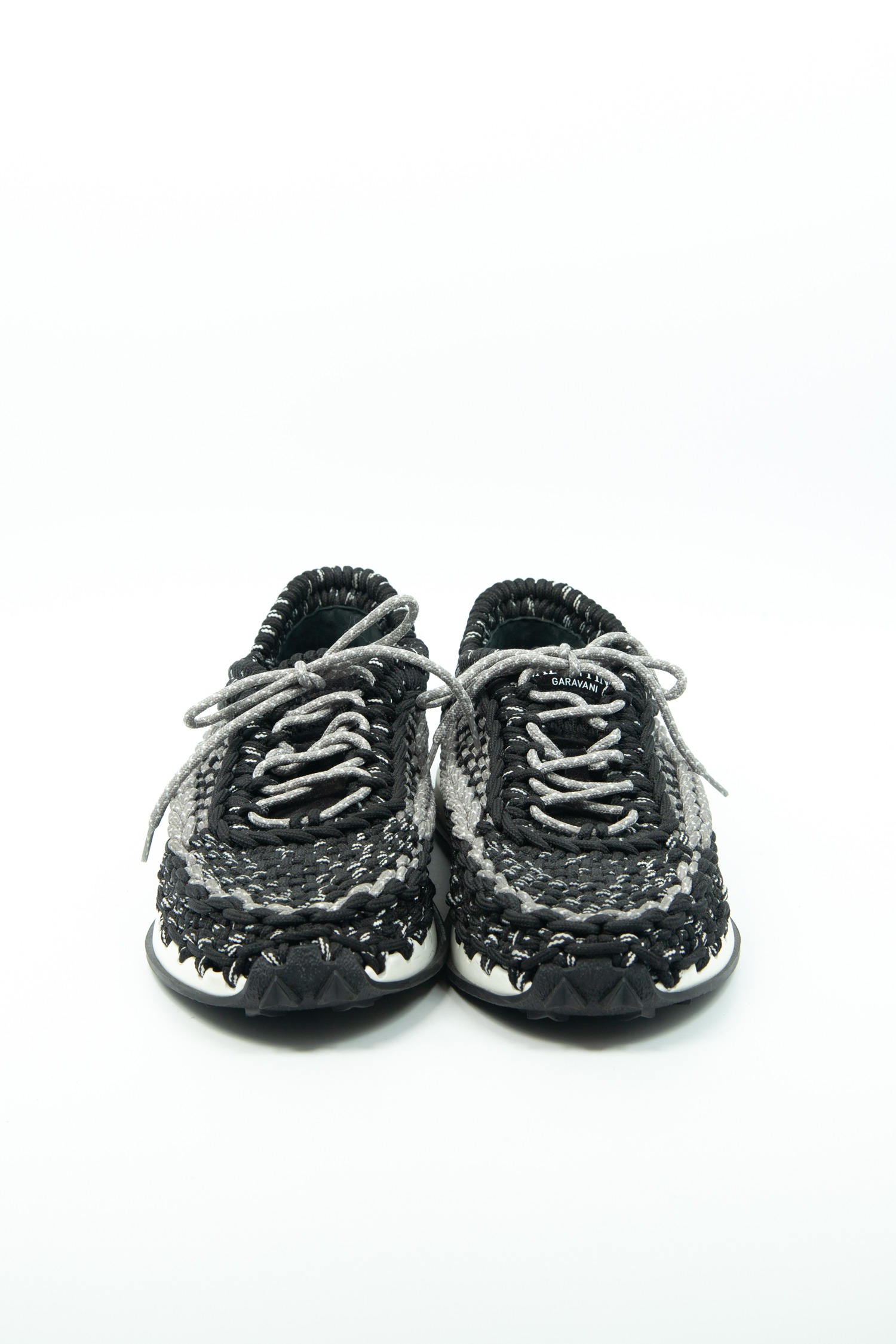 Valentino "Outdoor Crochet" Sneaker in Schwarz und Grau
