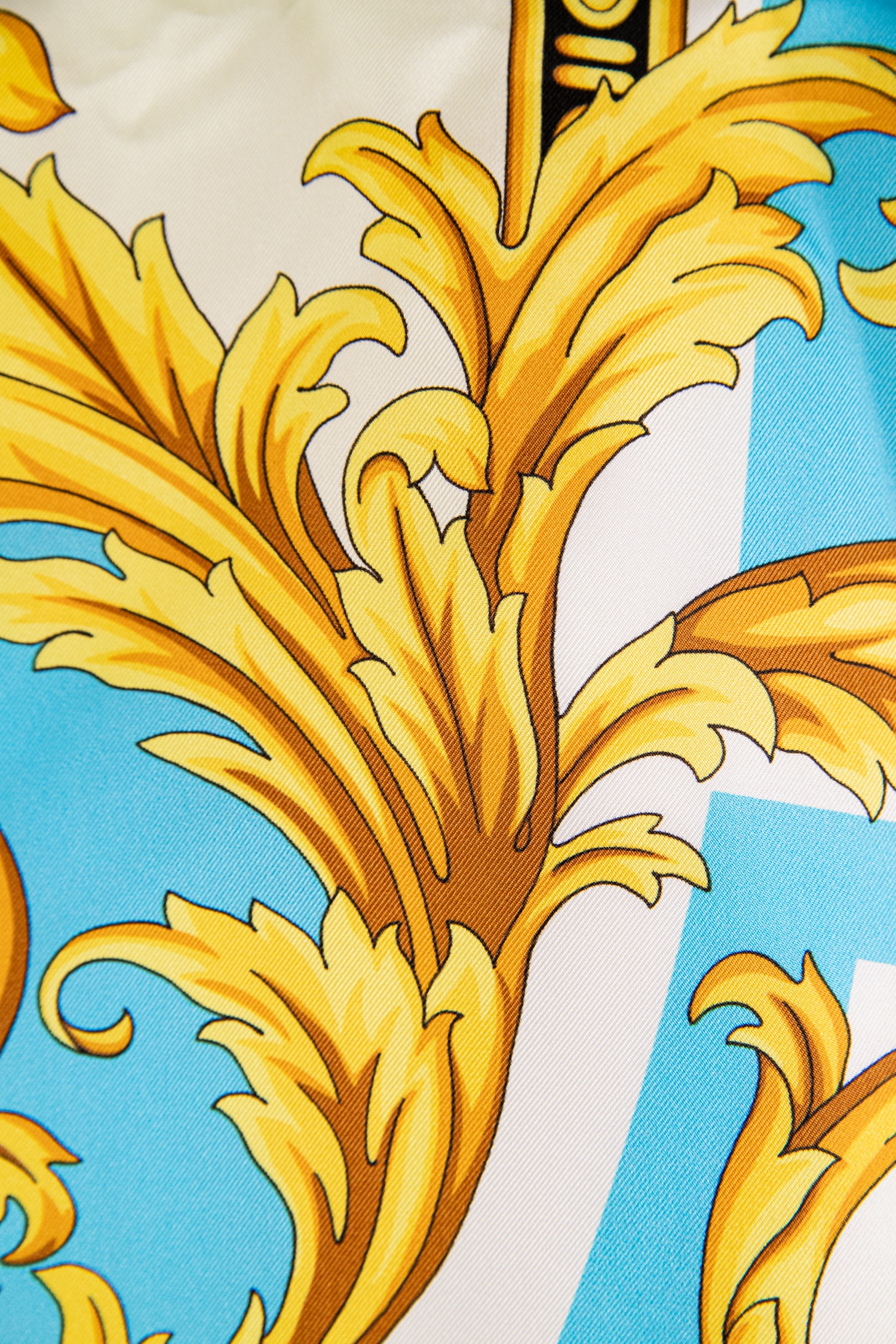 Versace "Barocco" Decke in in Cremeweiß und Gold