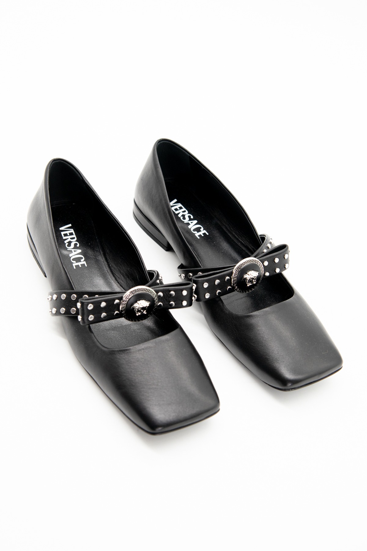 Versace Ballerina mit Gianni Schleife in Schwarz
