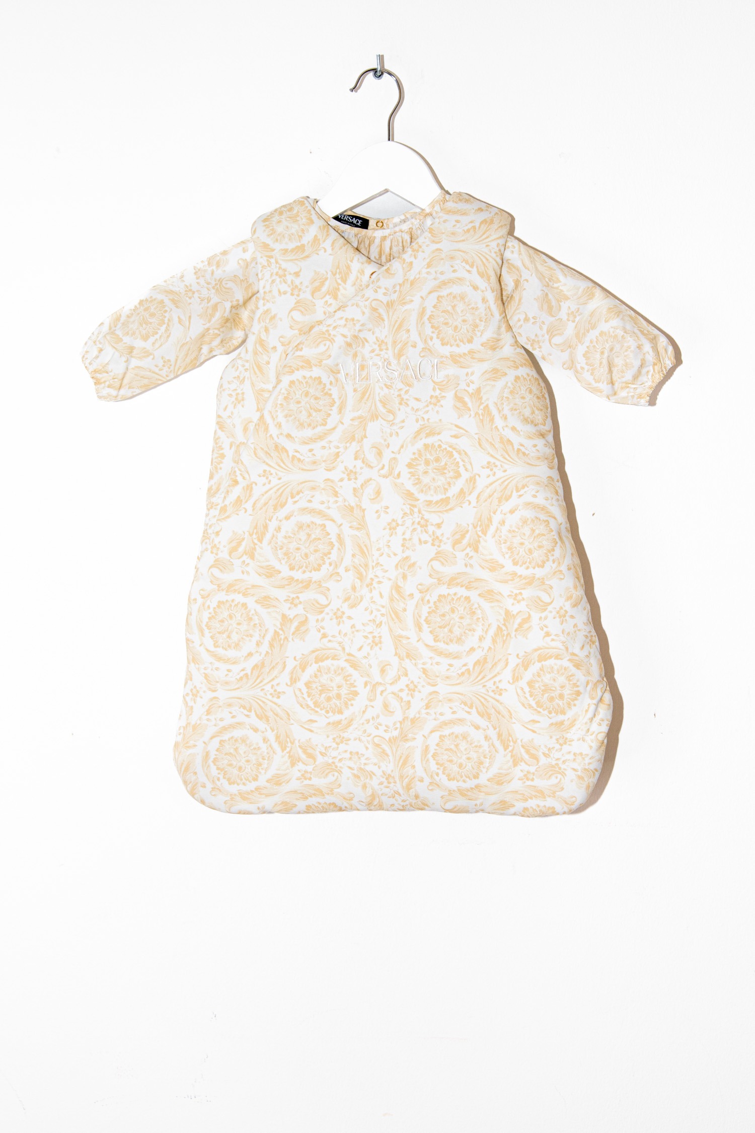 Versace Schlafsack mit Einteiler für Baby mit Barocco-Print