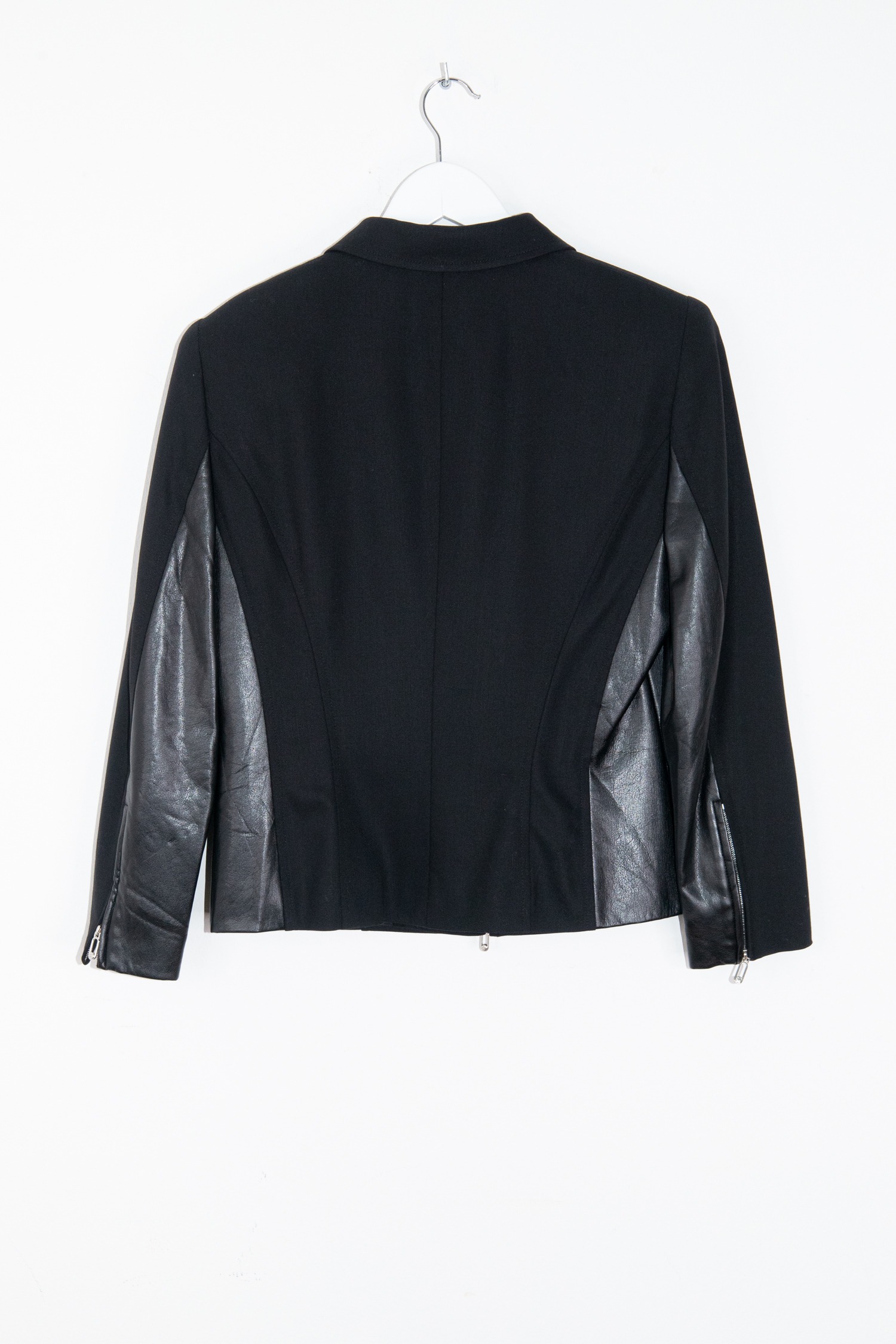 Escada Vintage Jacke mit Lederdetails und Reißverschluss in Schwarz