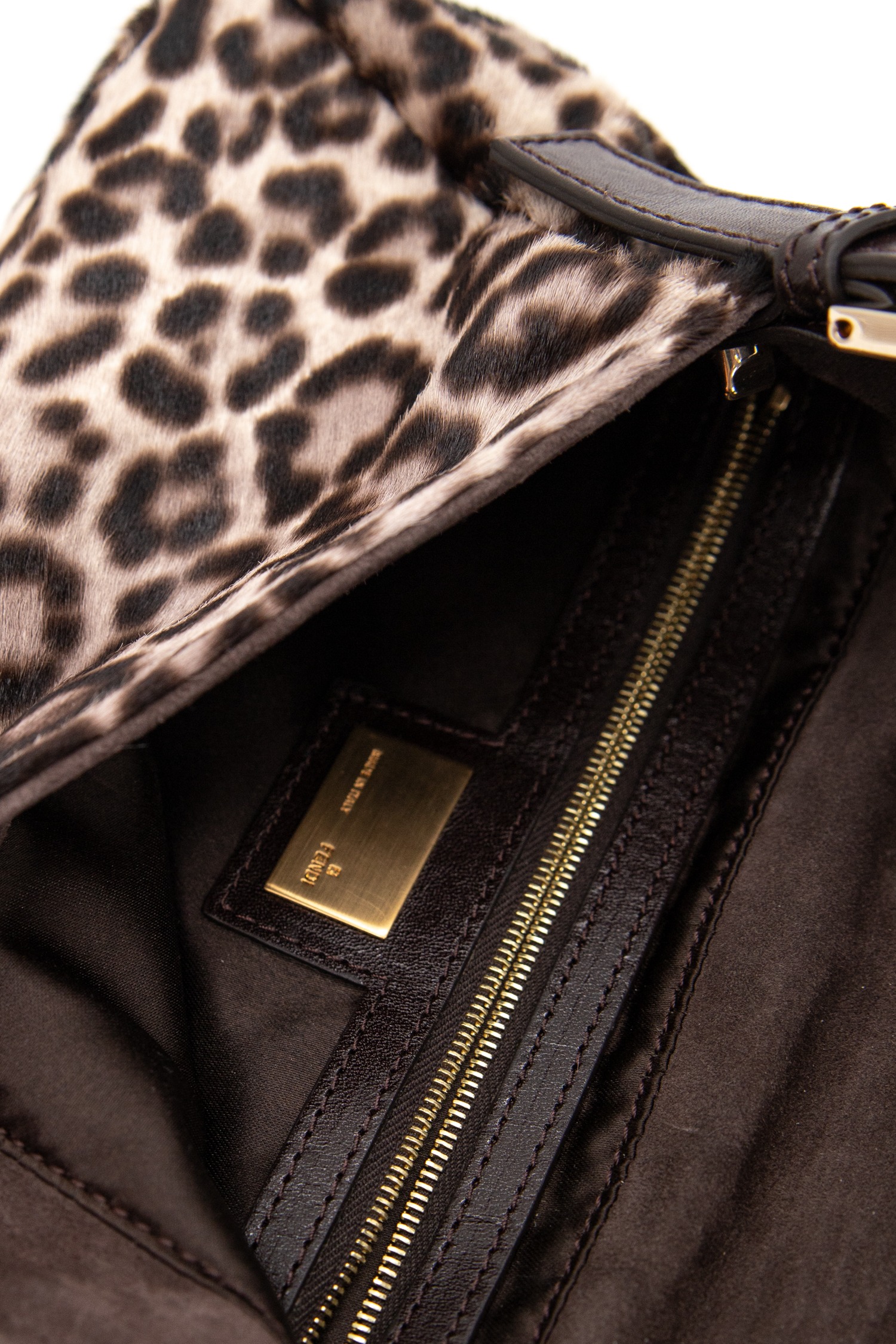 Fendi Baguette Vintage Handtasche mit Leomuster in Braun und Gold