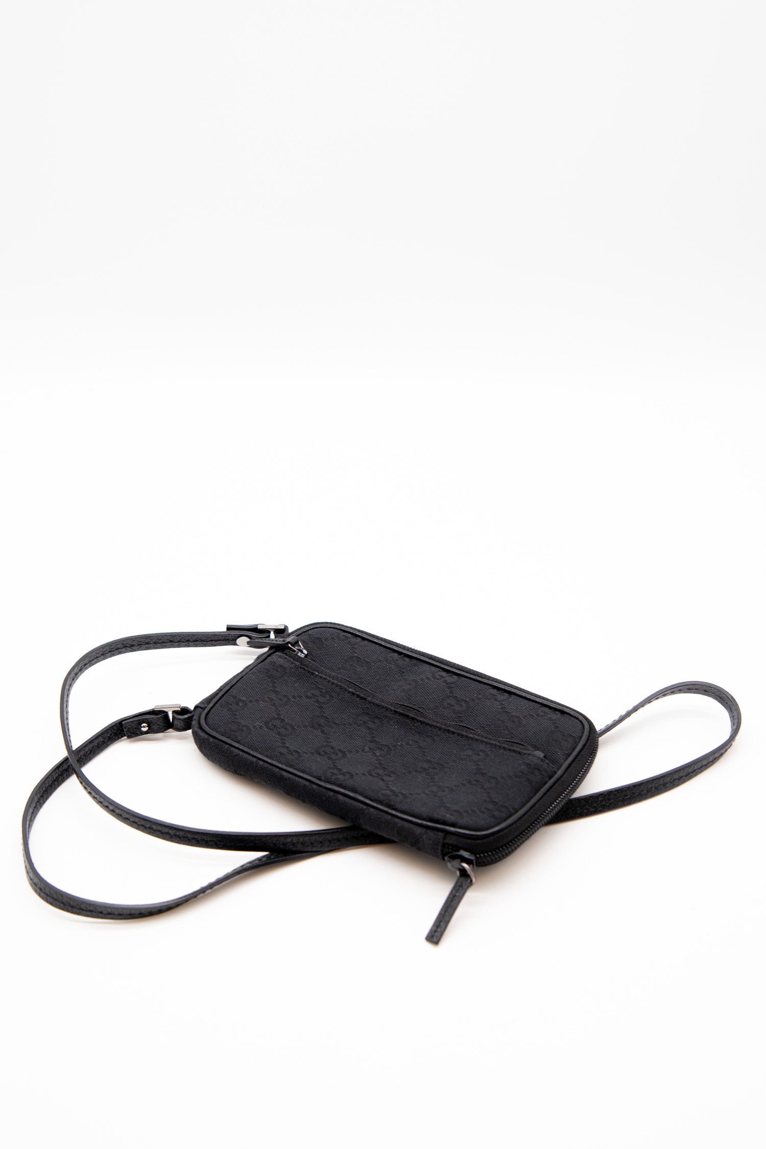 Vintage Gucci "Kith Nylon Mini Pouch" Umhängetasche in Schwarz