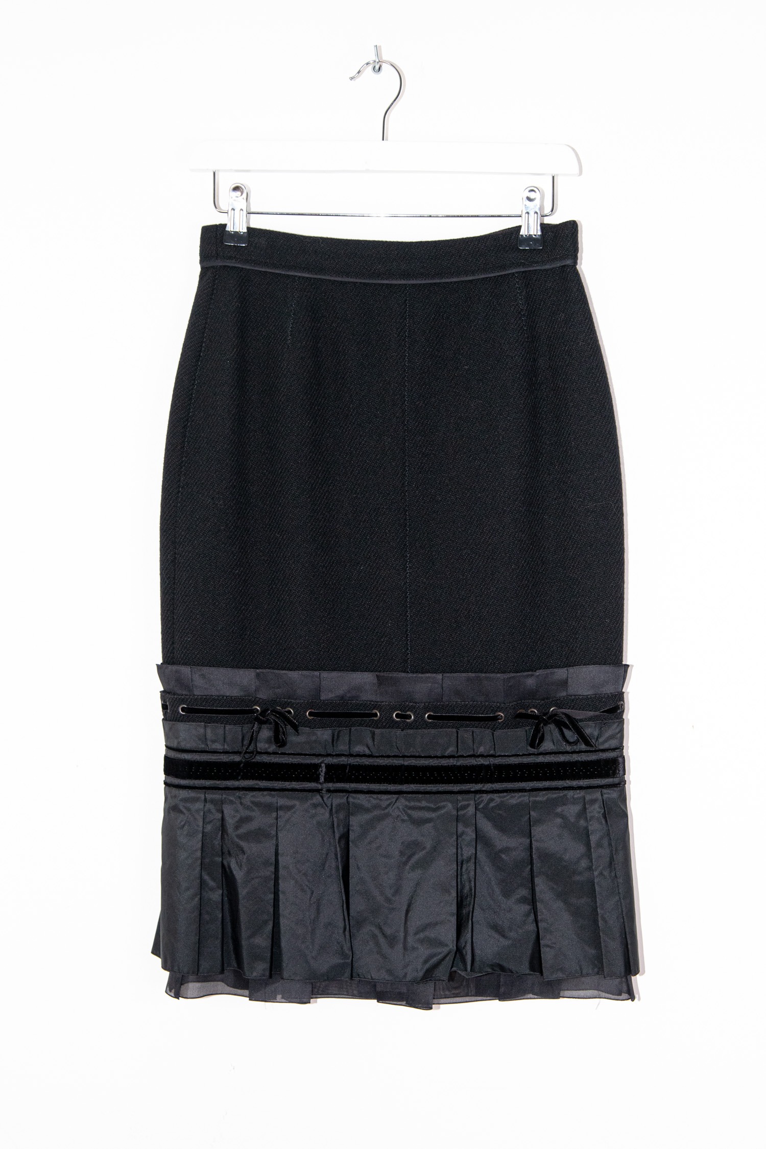 Vintage Louis Vuitton Midirock mit Faltendetails in Schwarz