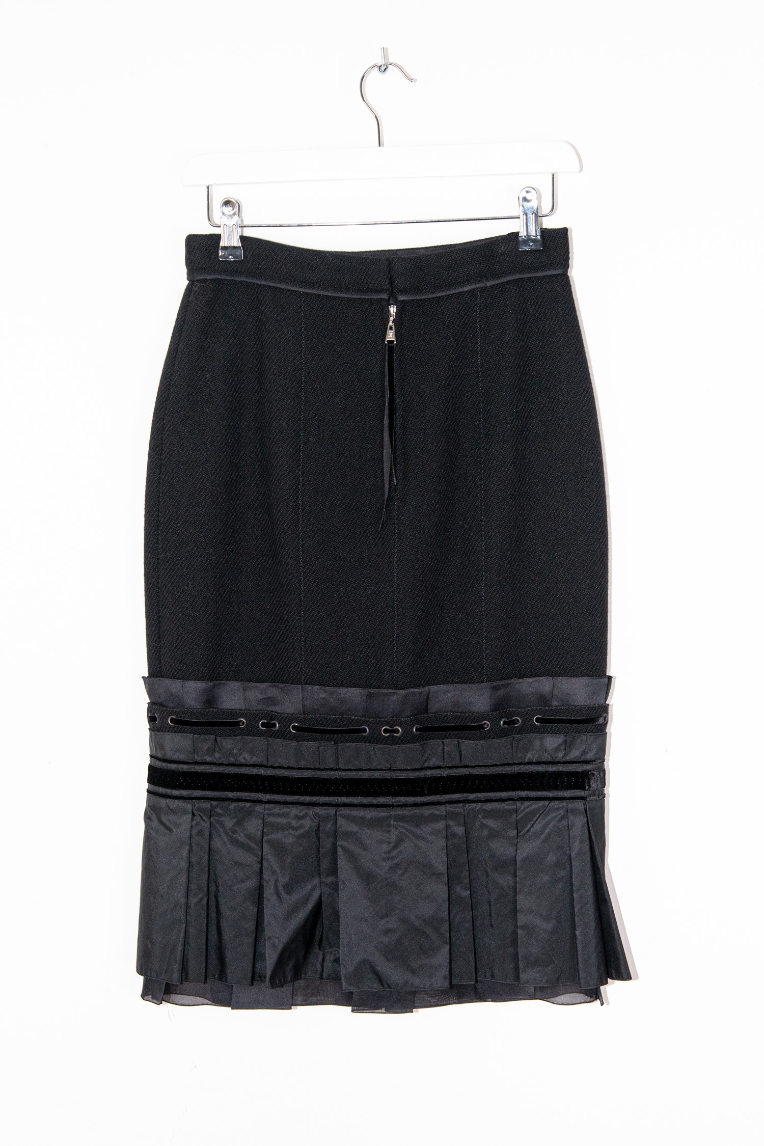 Vintage Louis Vuitton Midirock mit Faltendetails in Schwarz