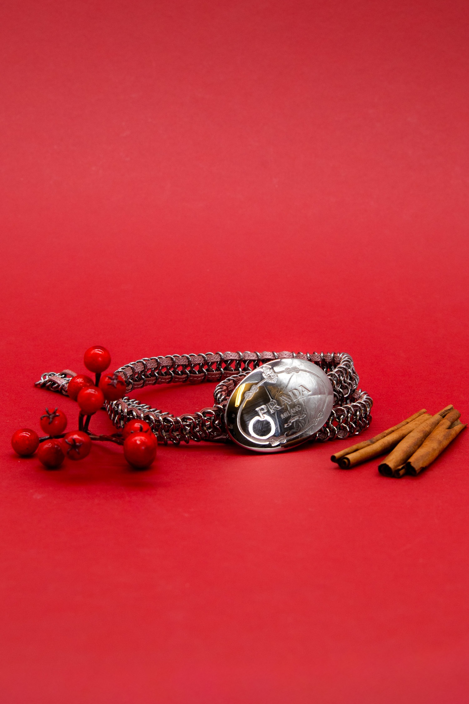 Vintage Prada Kettengürtel in Silber und Rosa