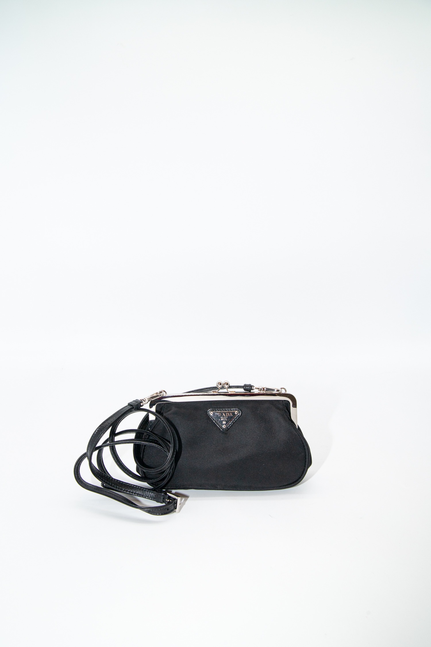 Prada Vintage"Kisslock Crossbody" Mini-Umhängetasche in Schwarz