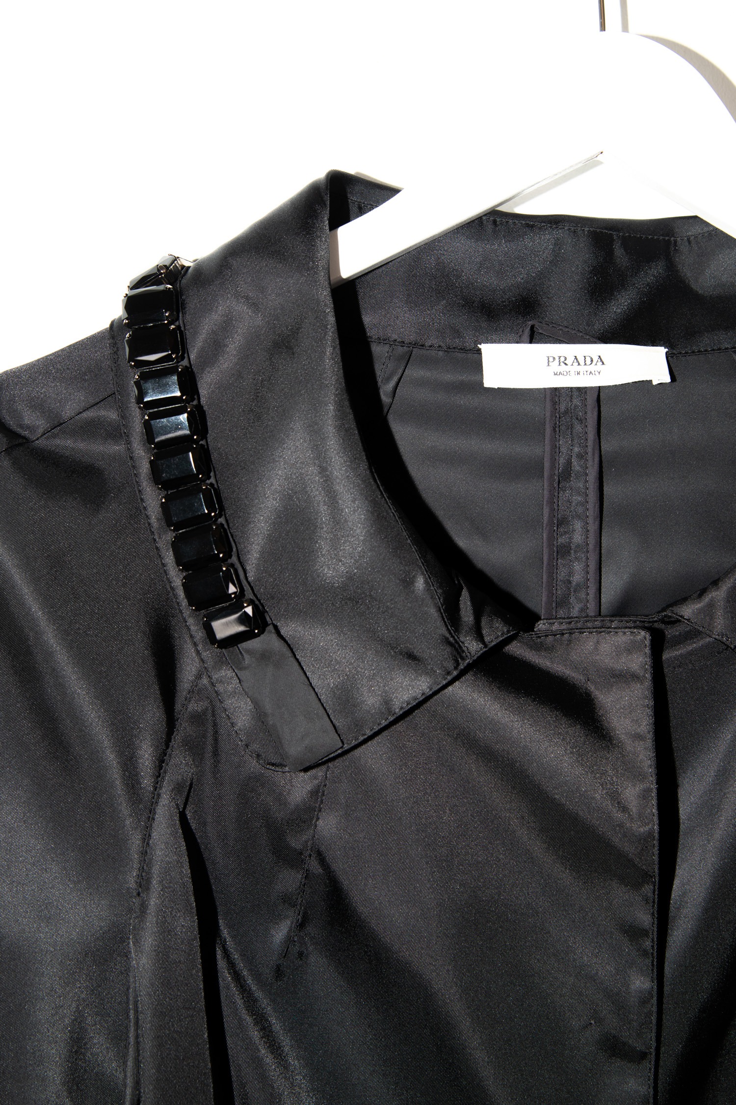 Vintage Prada Mantel mit Steinen in Schwarz