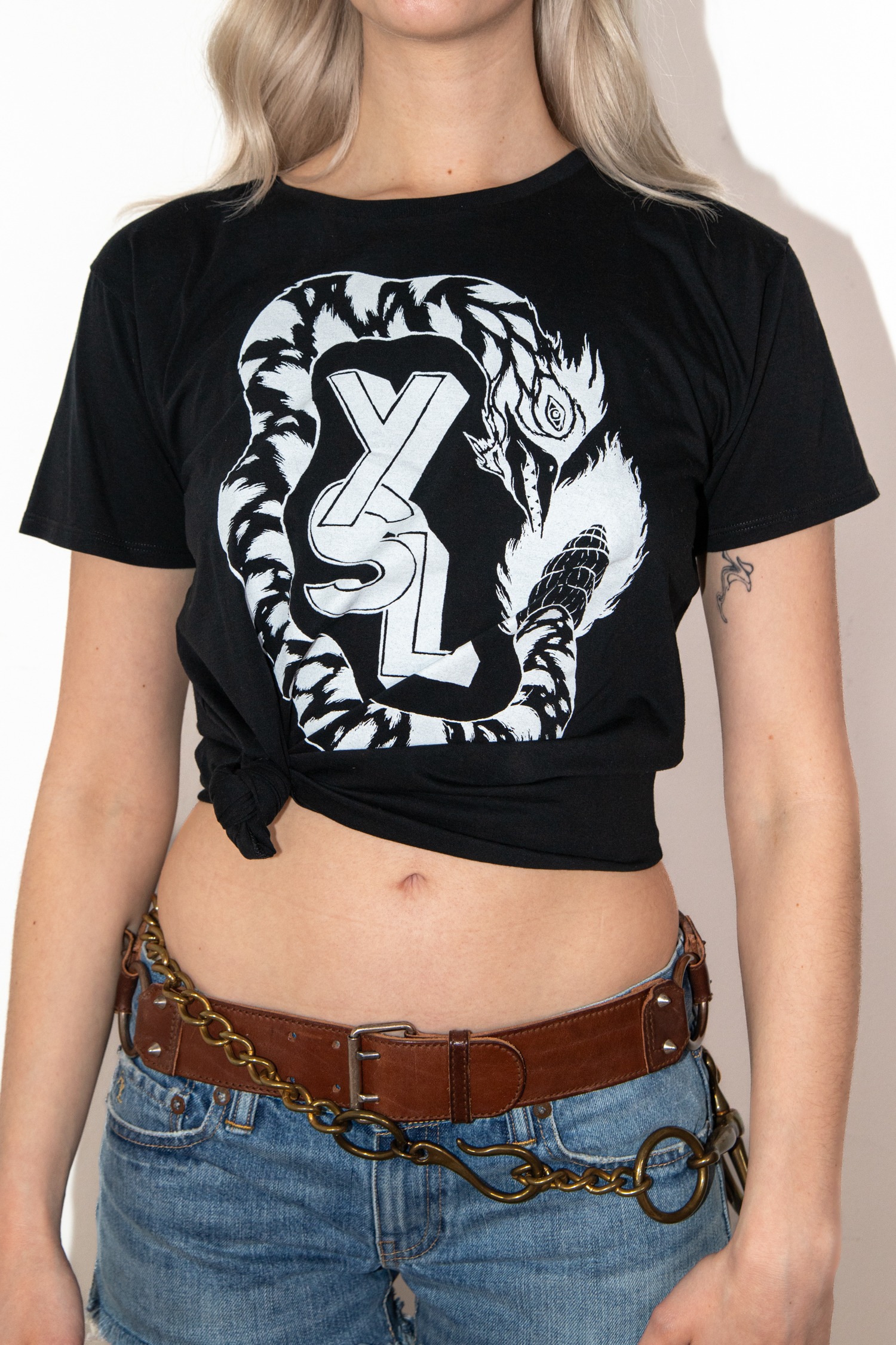 Saint Laurent Vintage T-Shirt mit Print in Schwarz und Weiß