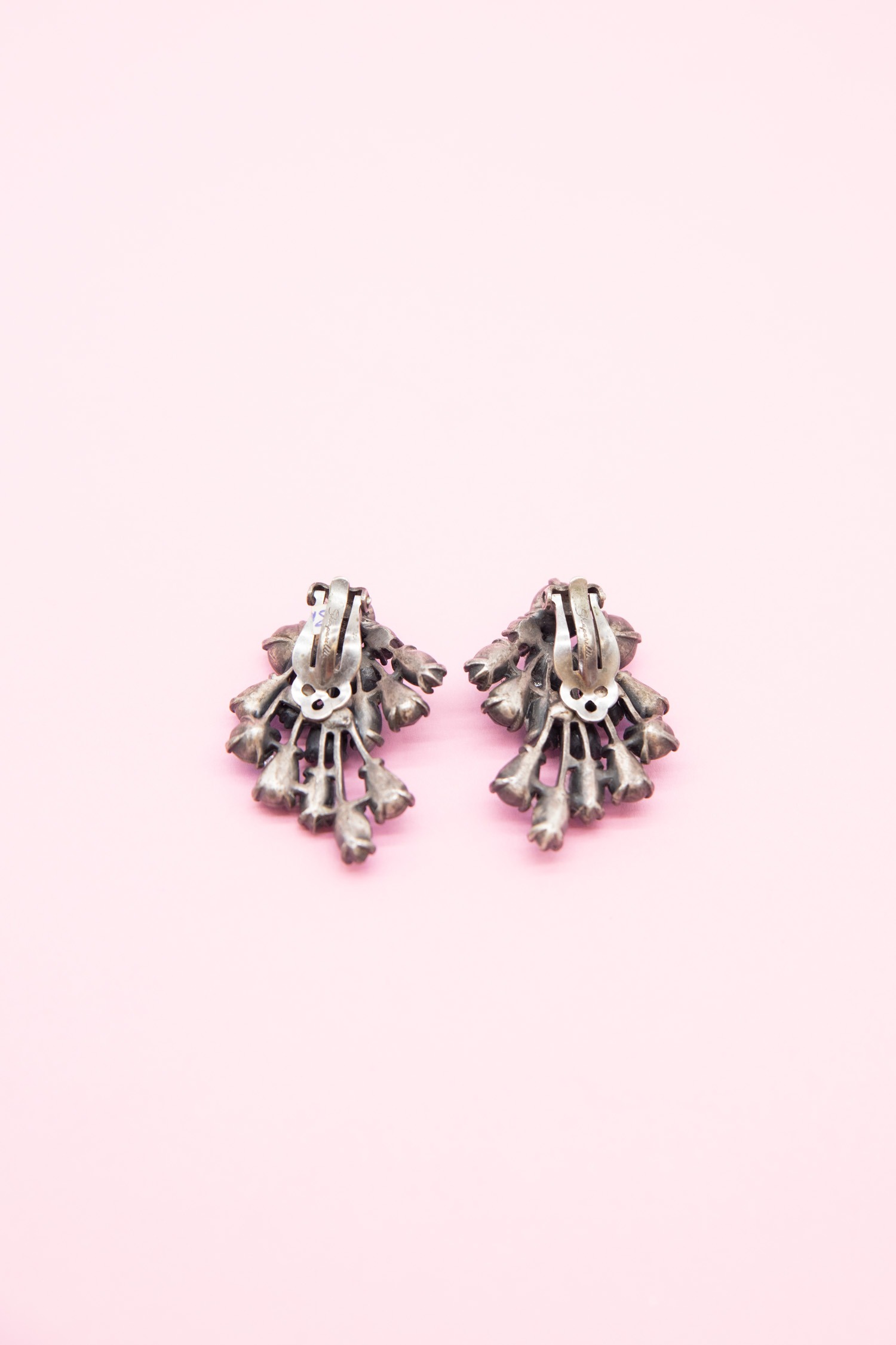 Schiaparelli Vintage Ohrclips in Bouquet Form