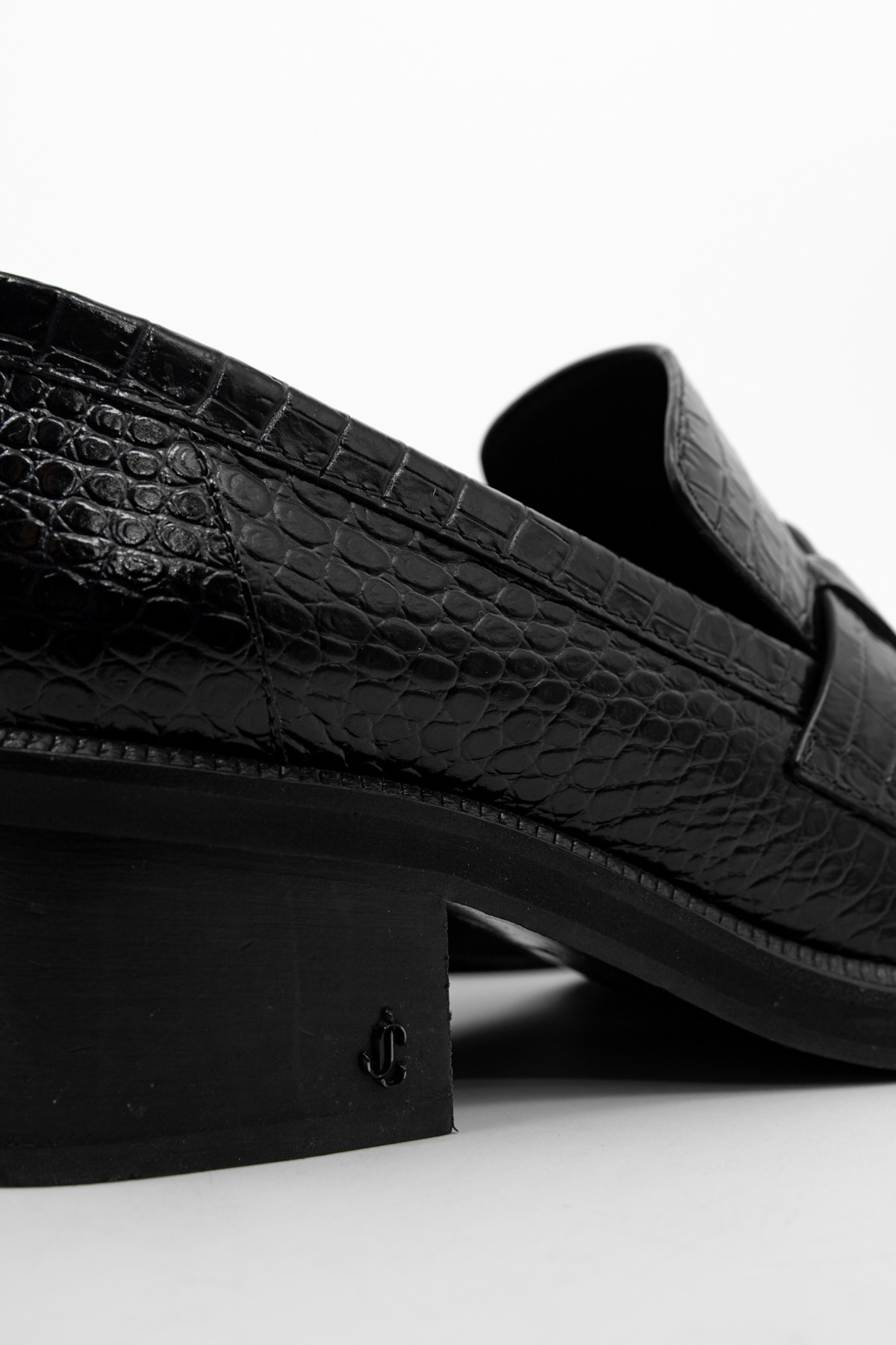 Jimmy Choo "Tylor" Loafer in Kroko-Optik in Braun
