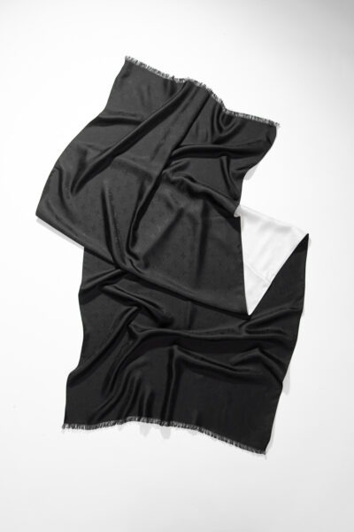 Louis Vuitton Tuch in Schwarz und Weiß
