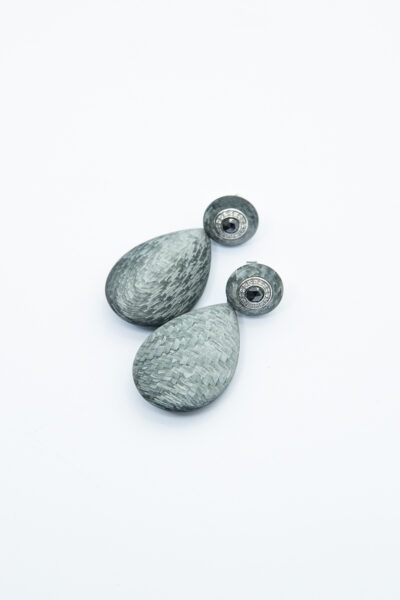 Schwab Ohrhänger in Tropfenform in Anthrazit und Silber