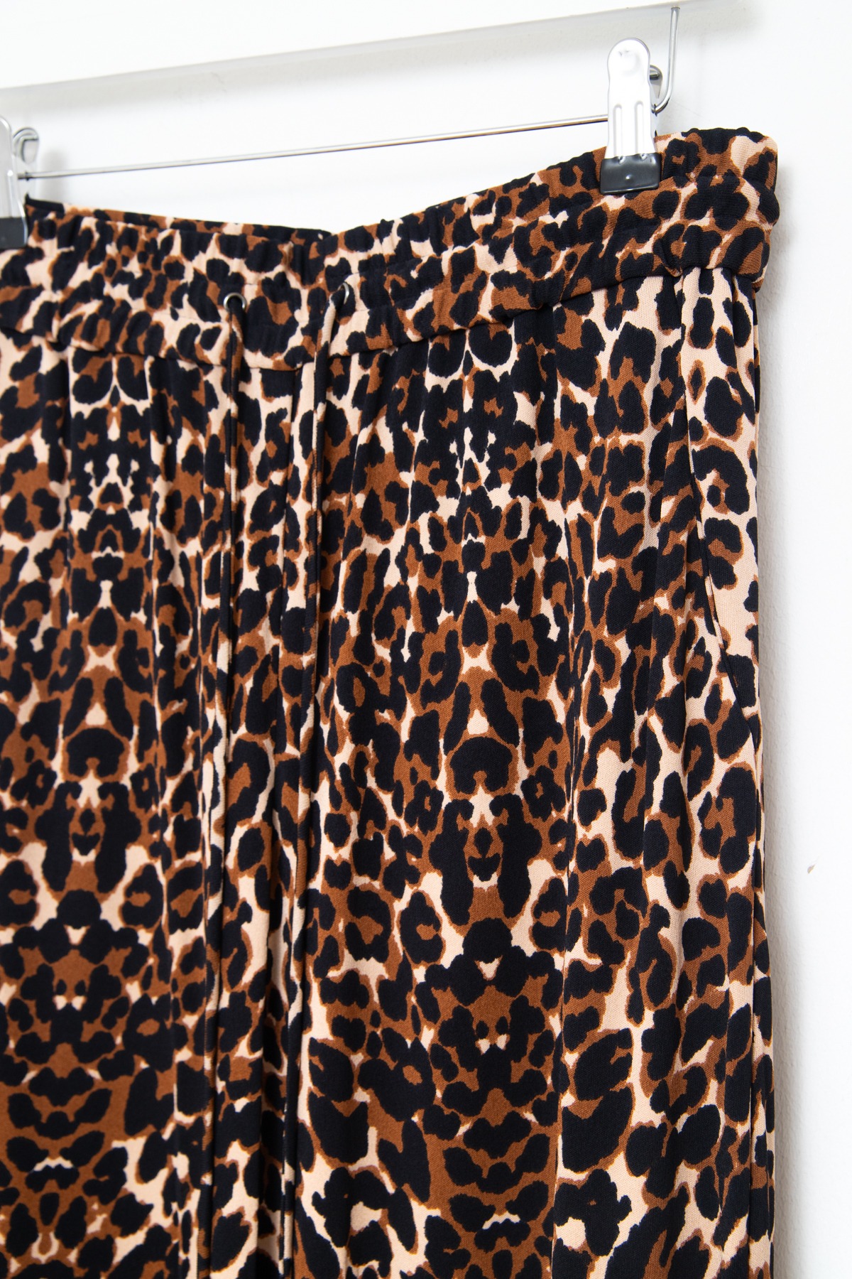 Tom Ford Hose mit Leomuster in Beige und Schwarz
