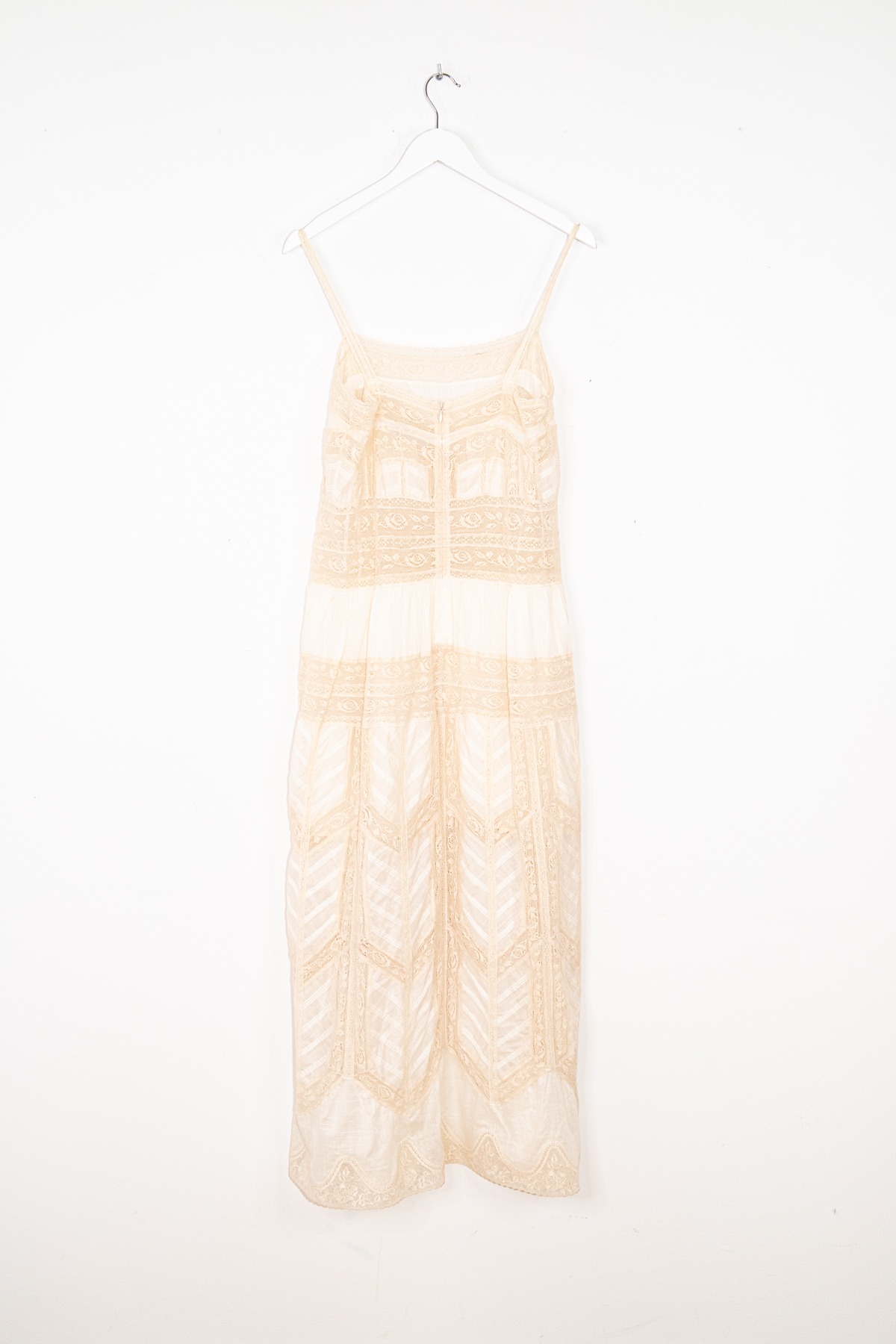 Zimmermann "Acacia" Trägerkleid mit Spitze in Ecru und Hellbeige